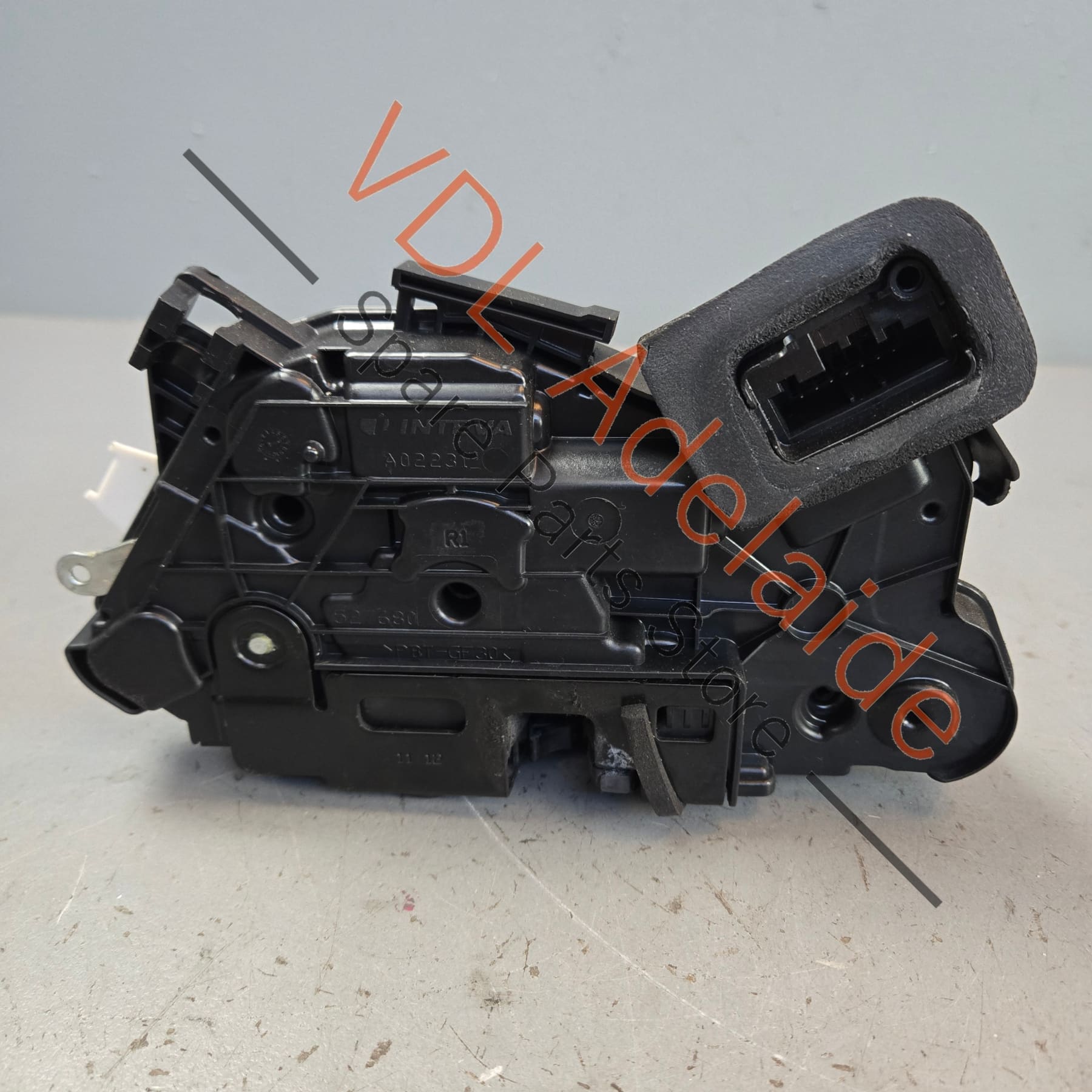 5K2837016D    VW Polo MK5 6R Golf Front Right Door Lock Mechanism 5K2837016D
