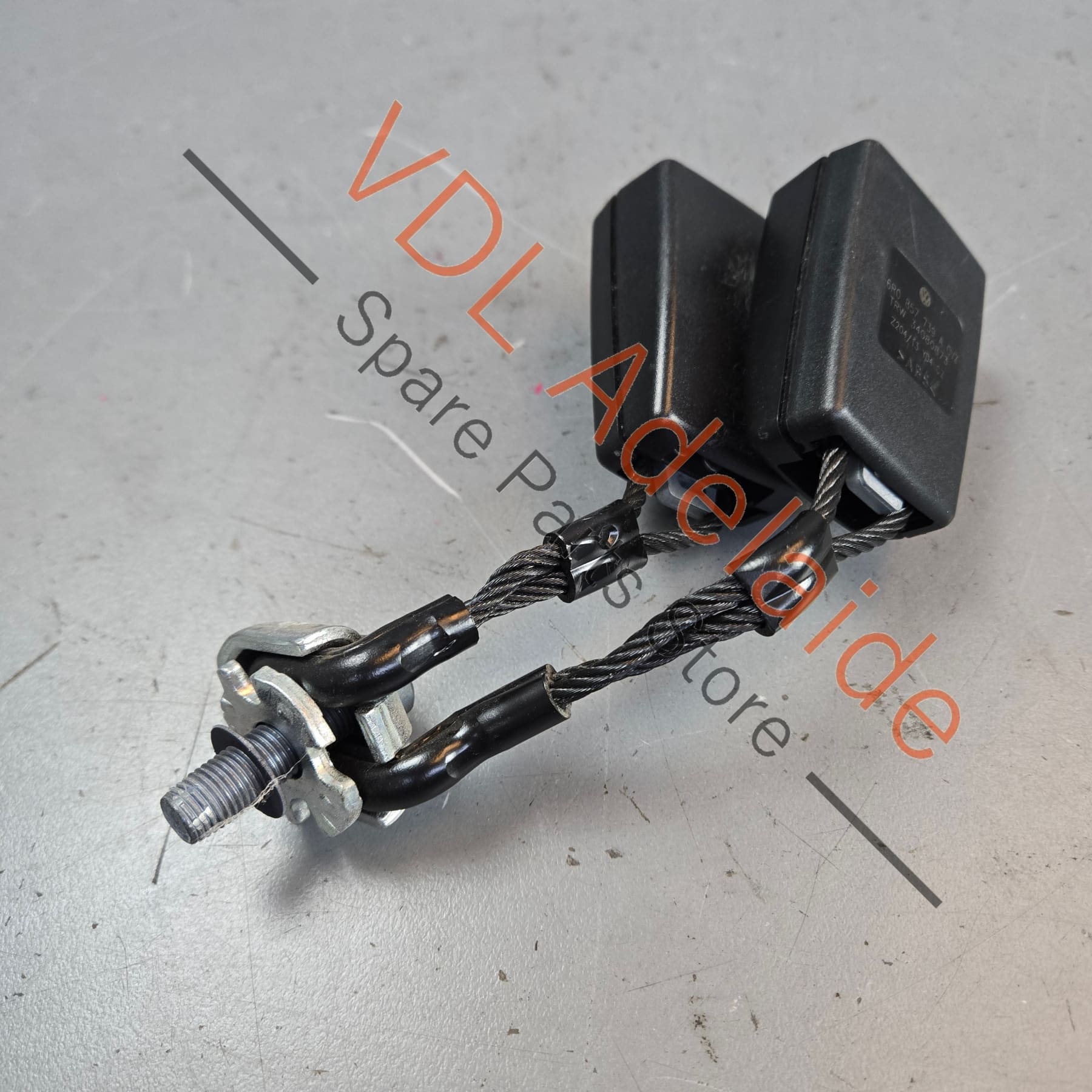 6R0857739A    VW Polo Rear Seatbelt Buckle Clip Clasp 6R0857739A