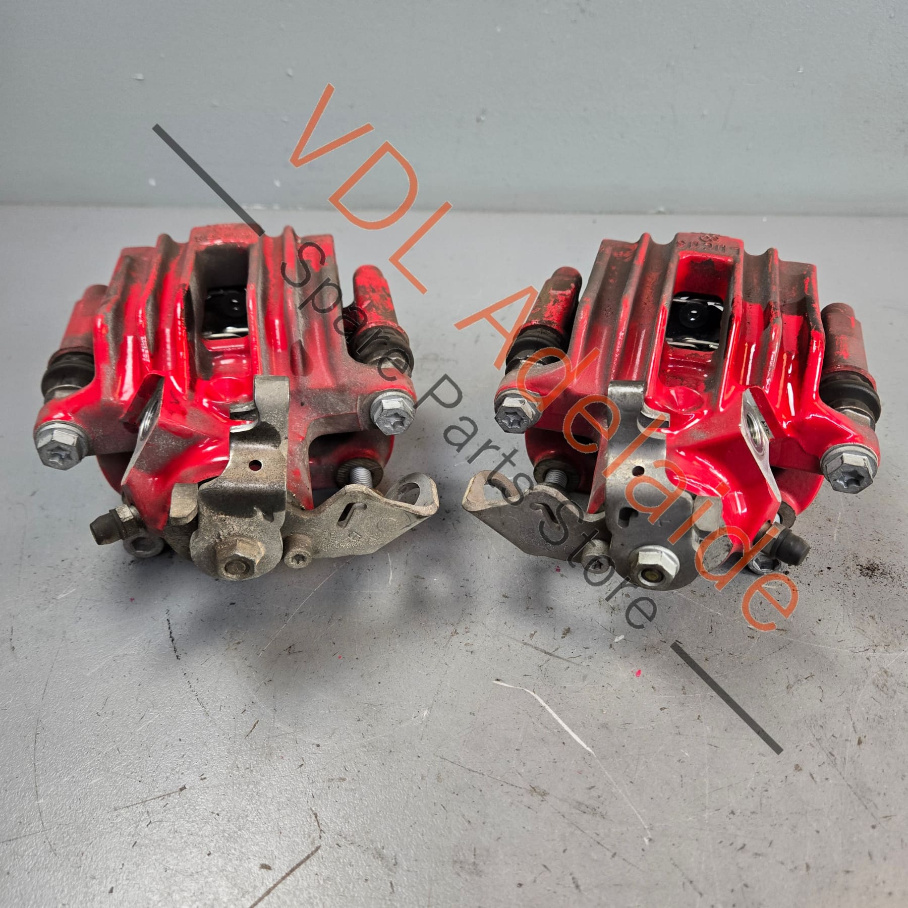 6R0615423A 6R0615425A 6R0615424A 6R0615426A VW Polo Gti Rear Brake Caliper Set Left & Right with carriers & Bolts 6R0615423A 6R0615425A 230mm x 9mm