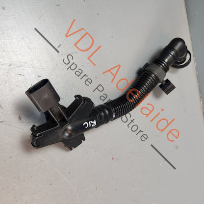 22103202    VW Golf R32 Crankcase Ventilation Pipe Hose 022103202