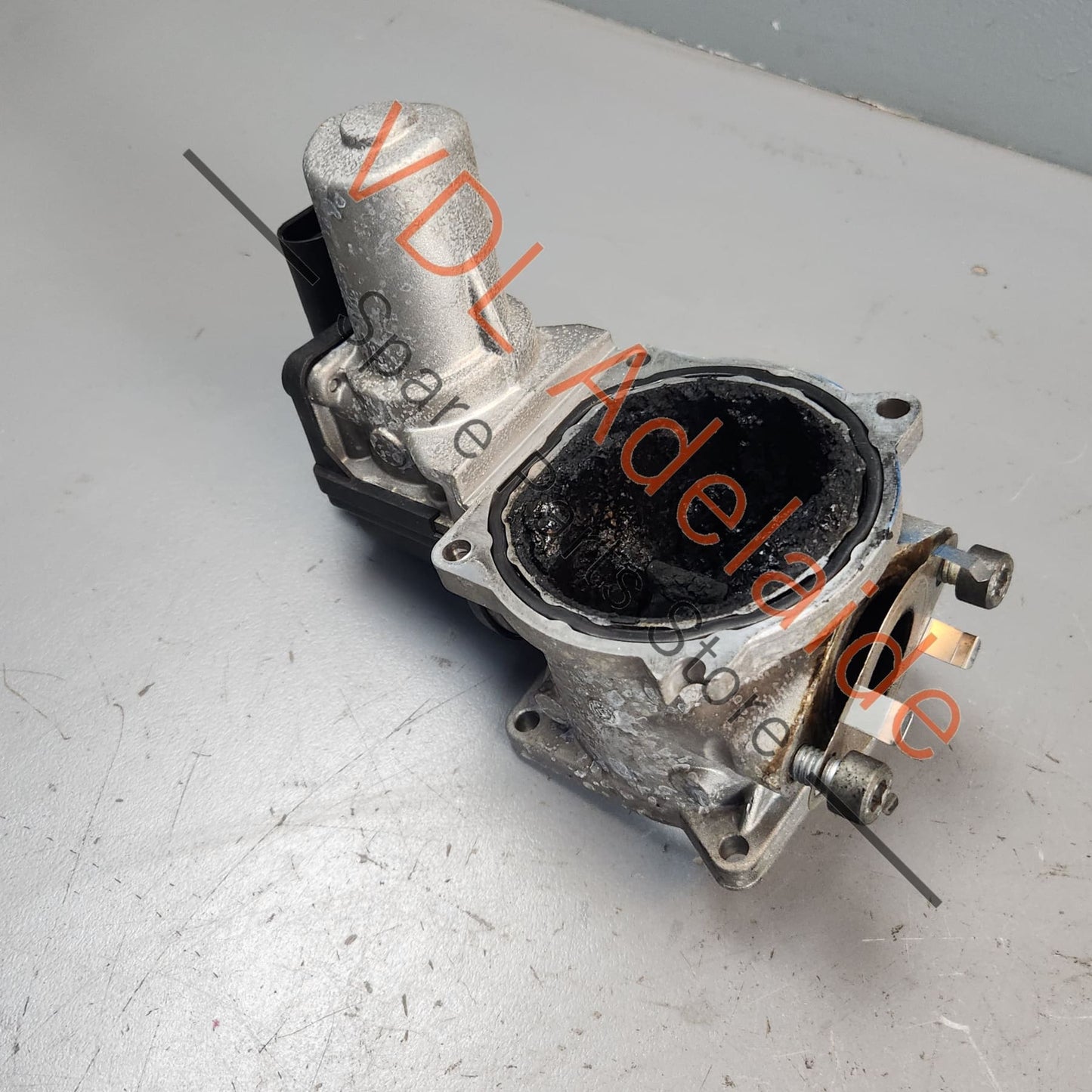 07Z131502C 07Z131502A   VW Touareg V10 Exhaust Recirculation Valve RHS Right Side 07Z131502C 07Z131502A