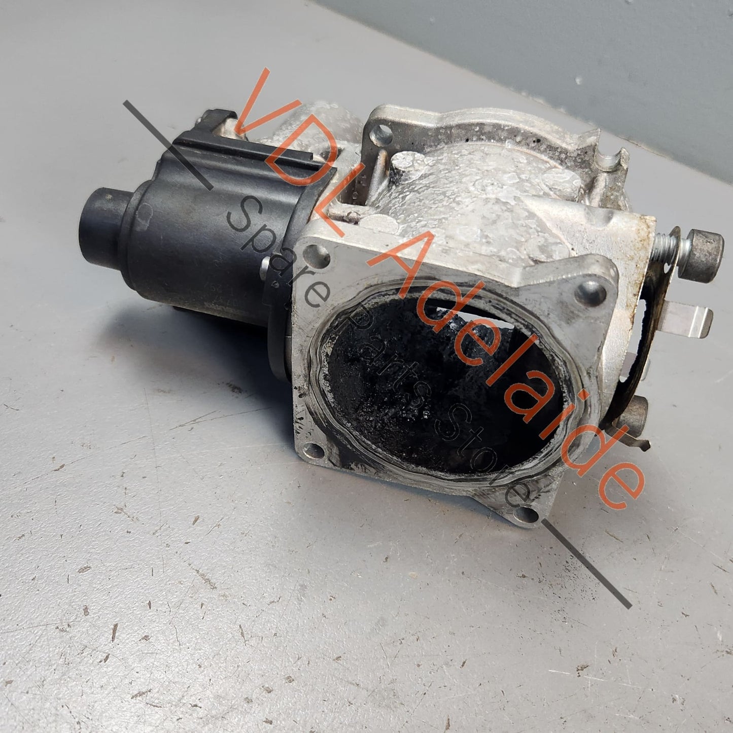 07Z131502C 07Z131502A   VW Touareg V10 Exhaust Recirculation Valve RHS Right Side 07Z131502C 07Z131502A