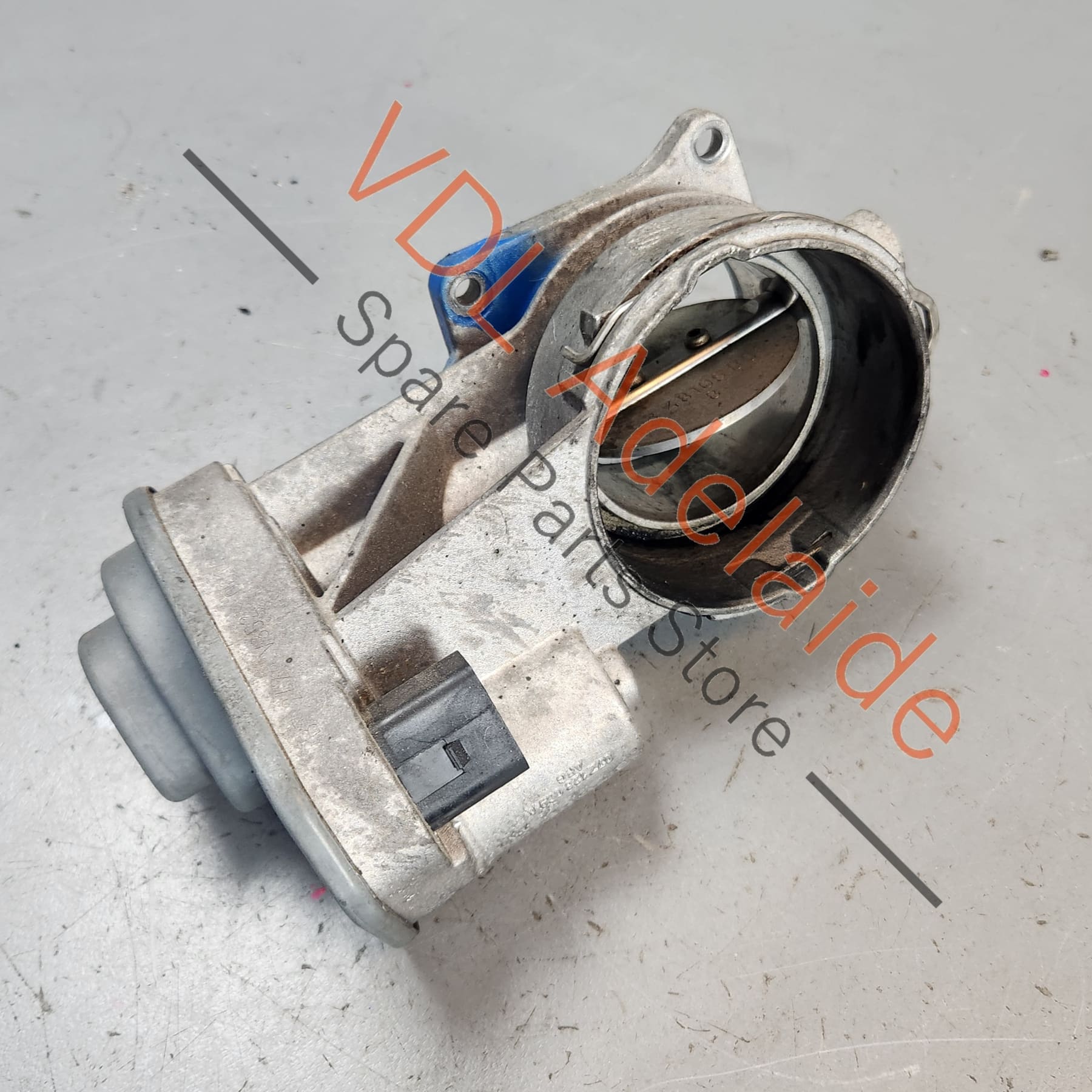 07Z128069A    VW Touareg V10 Throttle Valve LHS Left Side 07Z128069A
