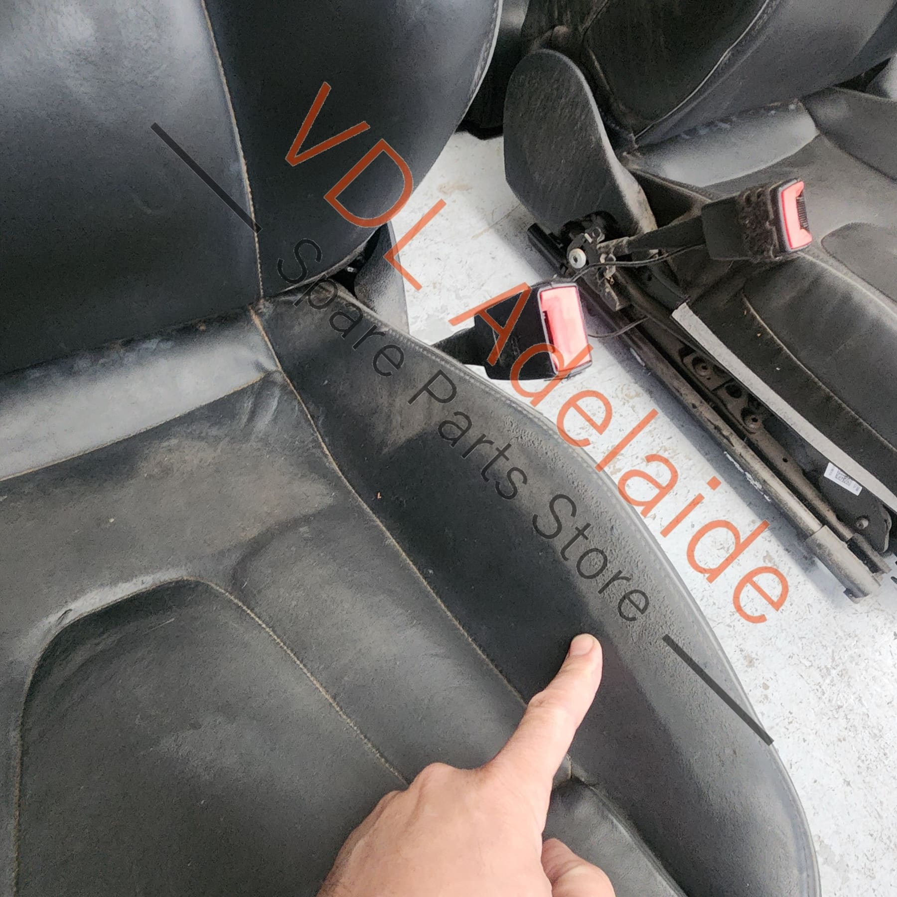     Audi RS5 8T Set of seats **condition poor**