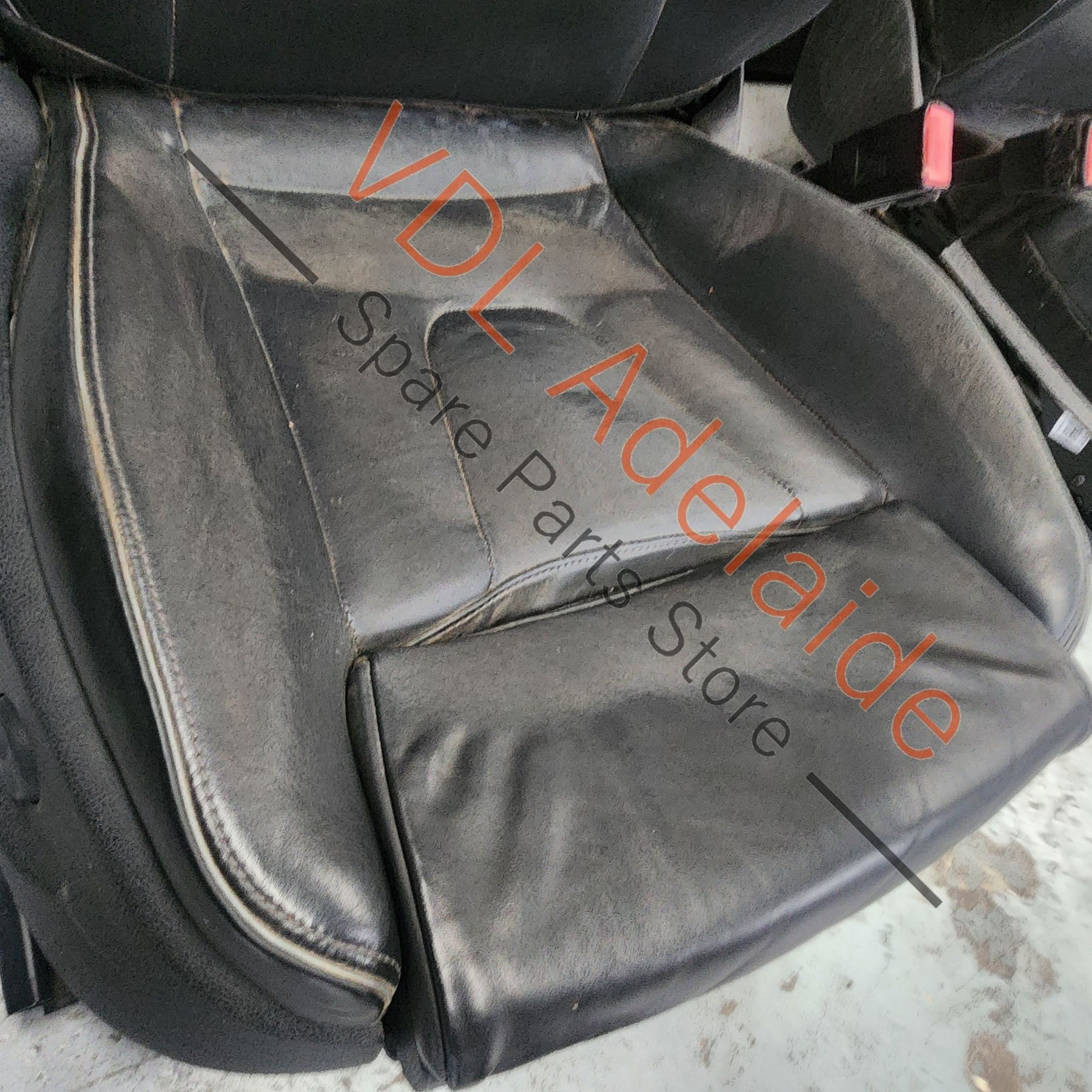     Audi RS5 8T Set of seats **condition poor**