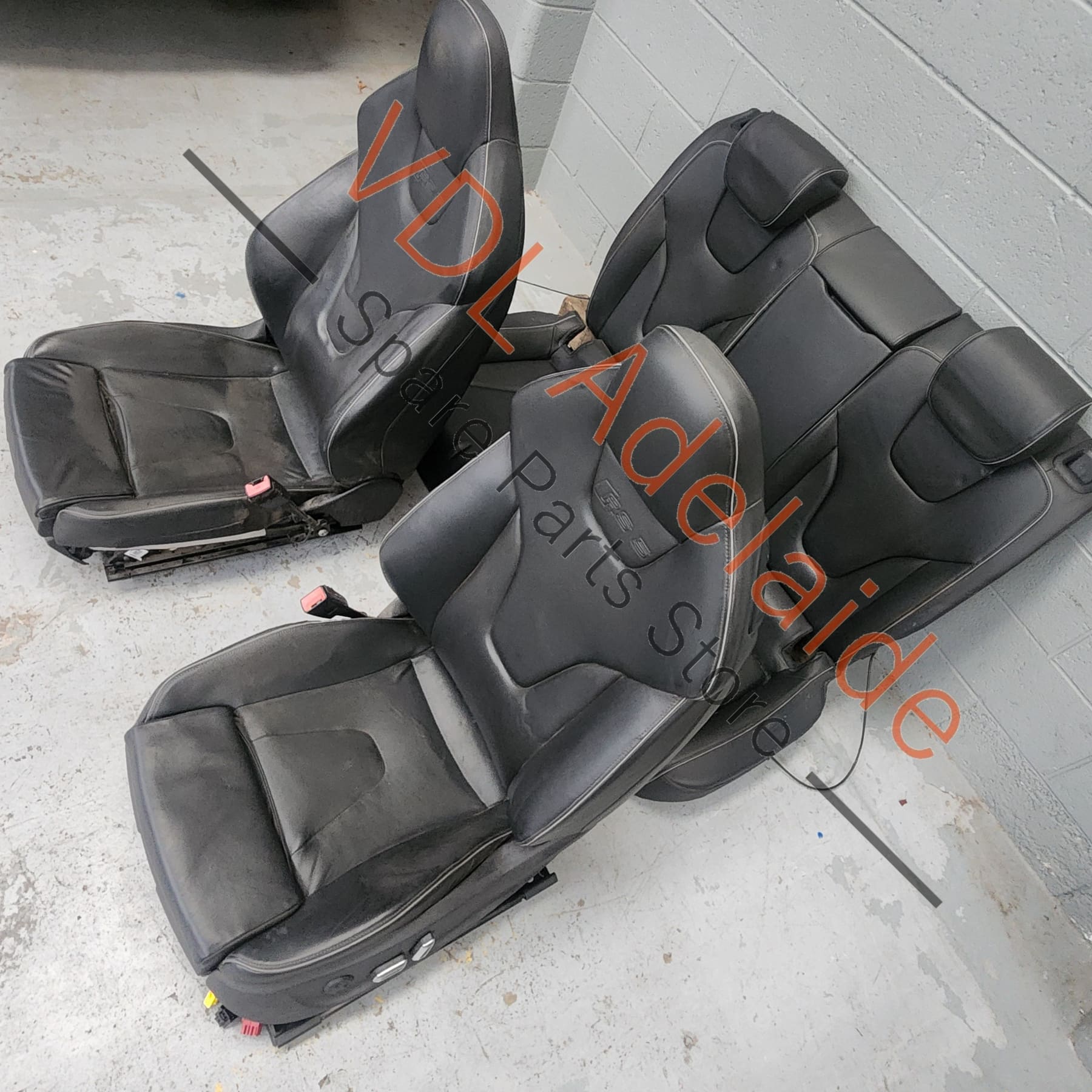     Audi RS5 8T Set of seats **condition poor**