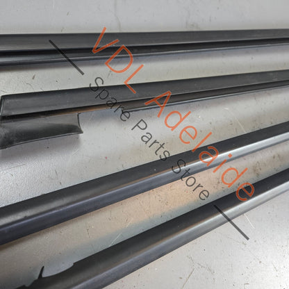 6R4837477 6R4837478 6R6839477 6R6839478 VW Polo MK5 Set of Exterior Window Aperture Seals Strip Mouldings Rubber 6R4837477 6R4837478 6R6839477 6R6839478