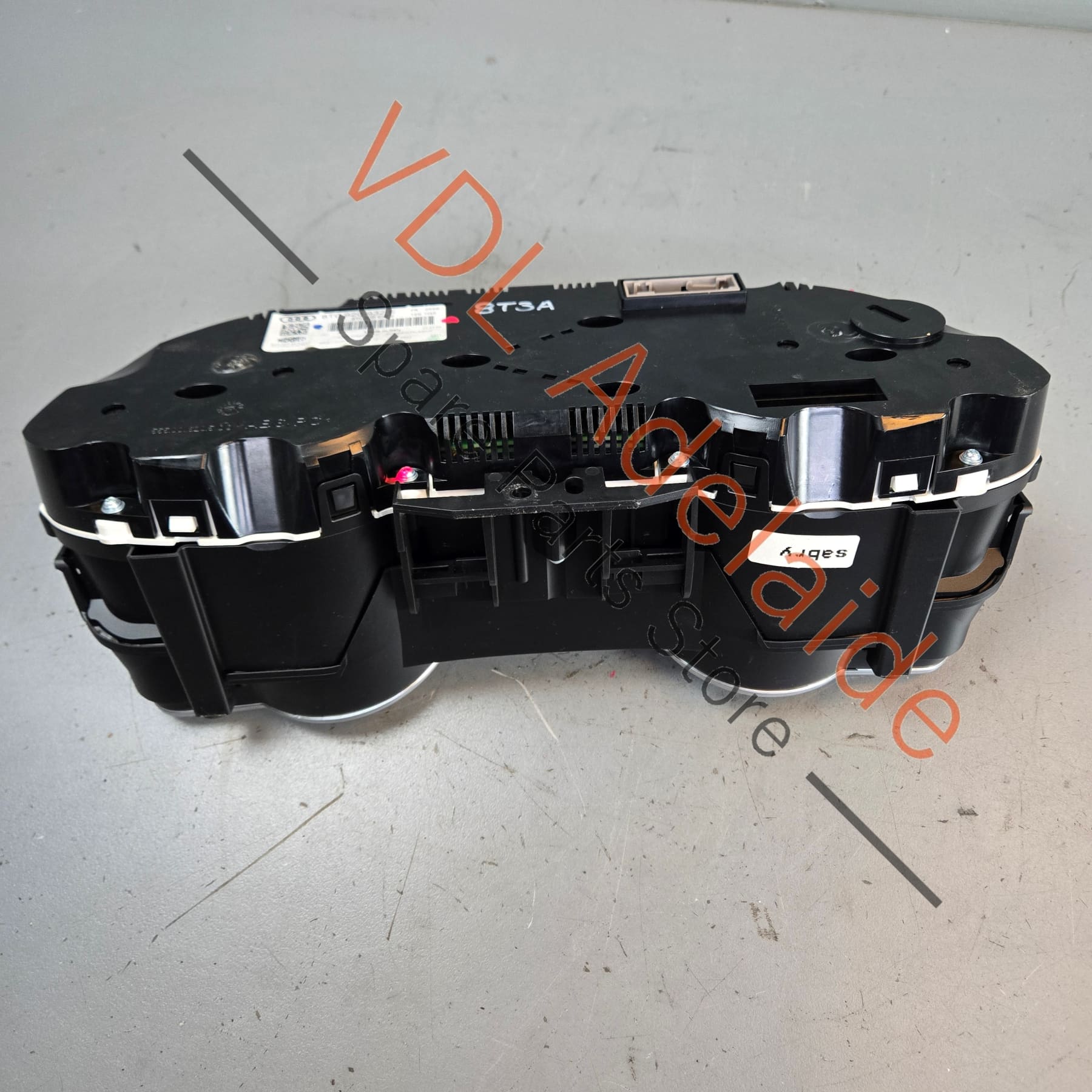8T0920932E    Audi RS5 Instrument Cluster 320kmh 8T0920932E