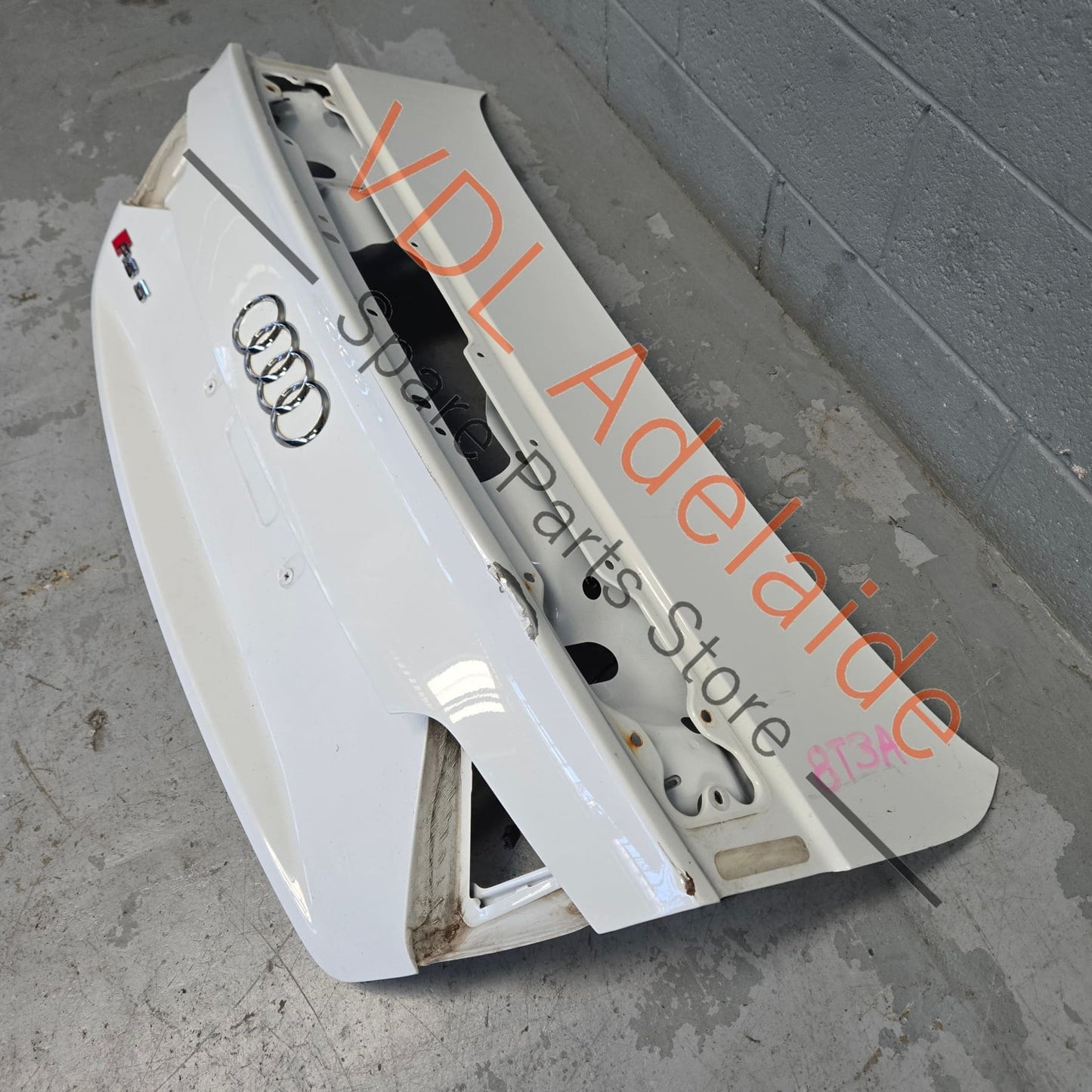 8T0827023AR    Audi RS5 Boot Trunk Panel Lid 8T0827023AR