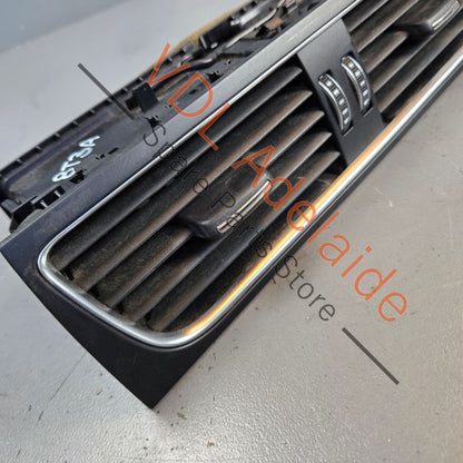 8T2820951E    Audi RS5 Centre Dash Vent for AC Air Conditioning 8T2820951E
