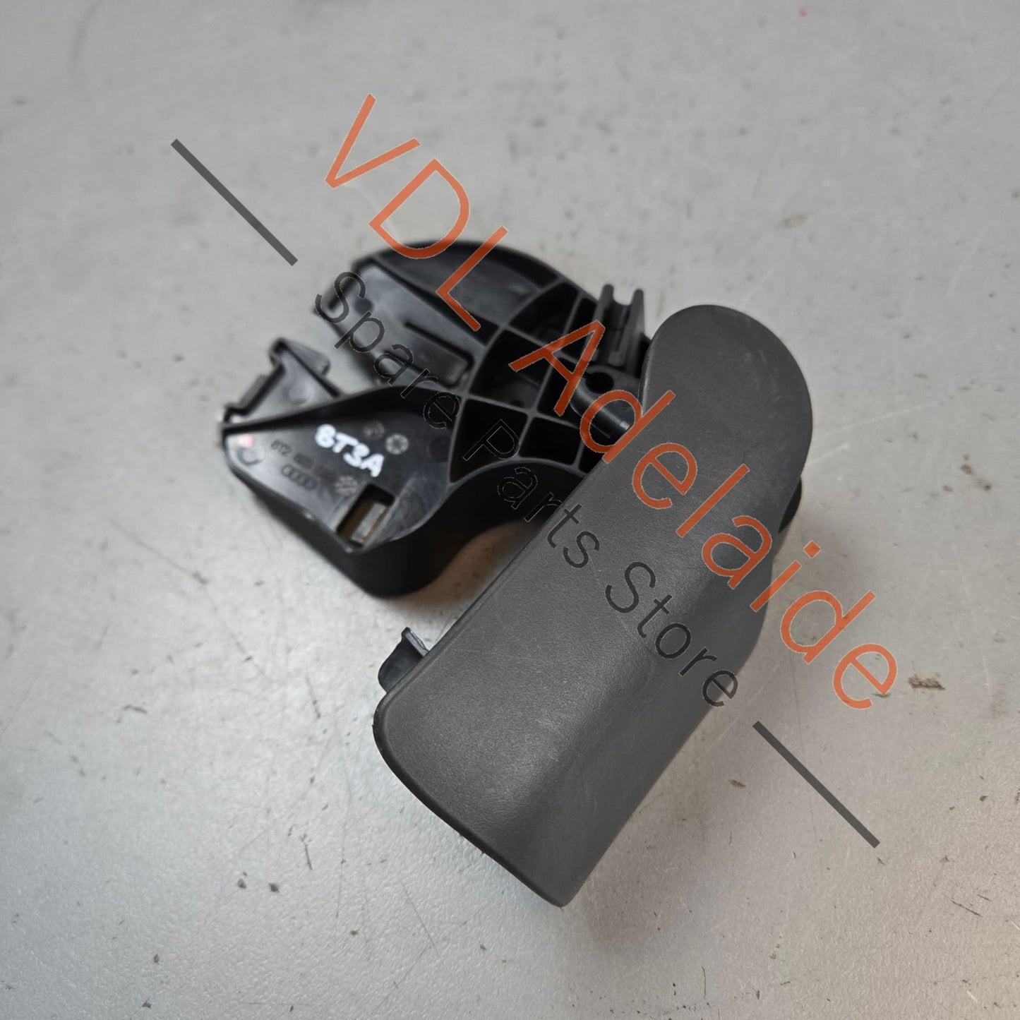 8T2823633 8T2823533   Audi A4 A5 RS5 Bonnet Release Lever Handle Pull 8T2823633 8T2823533