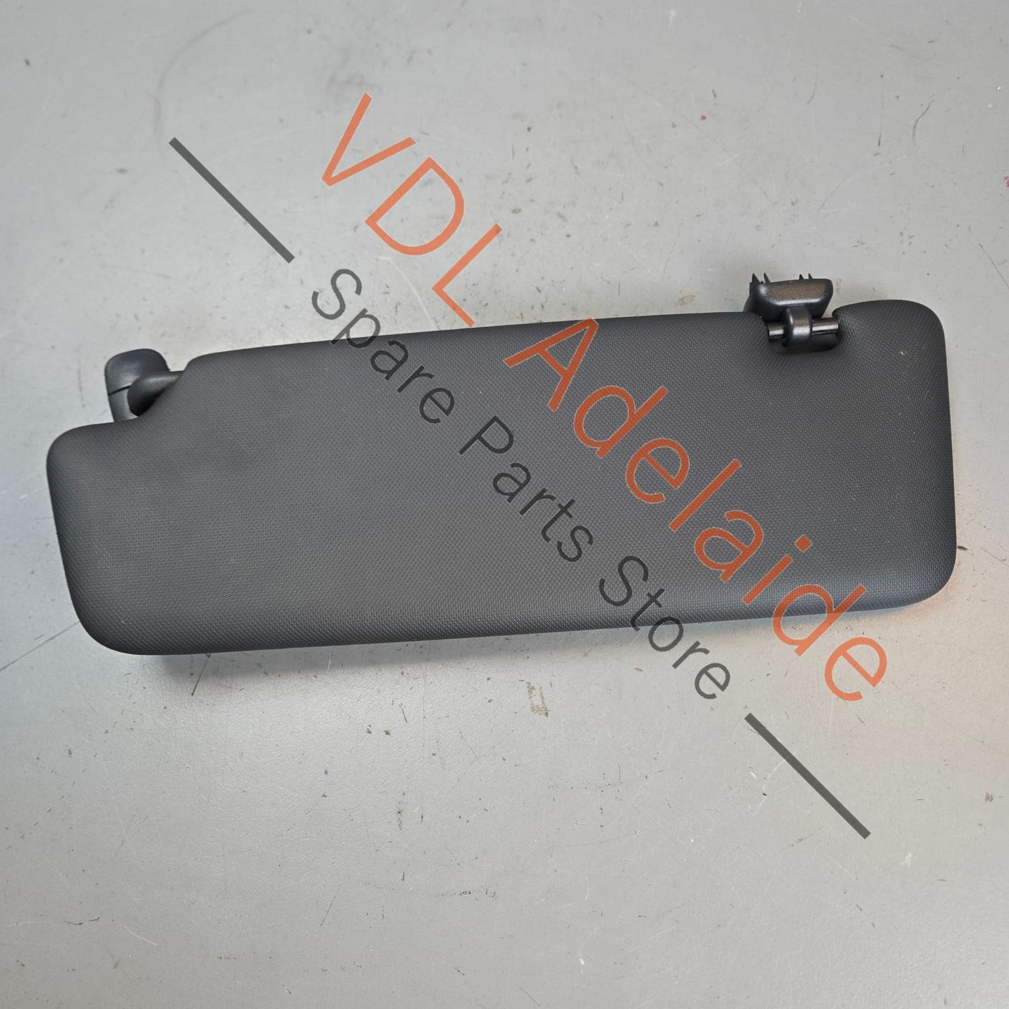 8U0857552H    Audi A5 S5 RS5 Right Side Sun Visor Sunvisor 8U0857552H Black