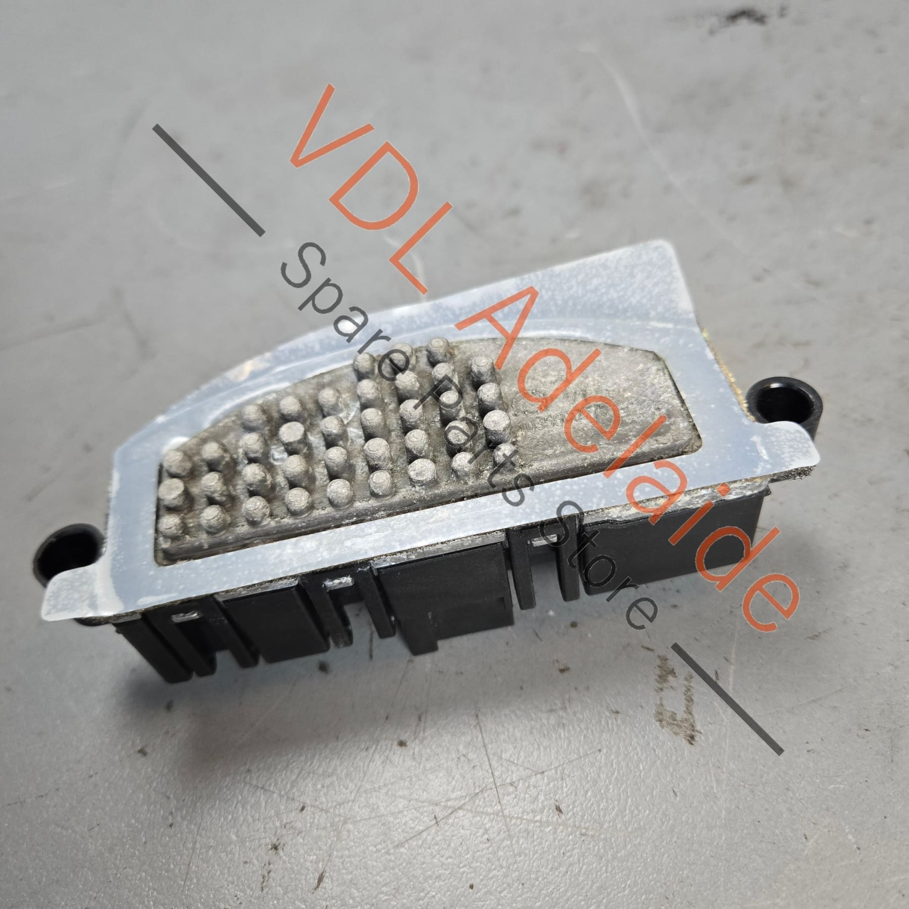 8T0820521 A2469064100   Audi A5 S5 RS5 Blower Fan Controller Resistor 8T0820521 A2469064100