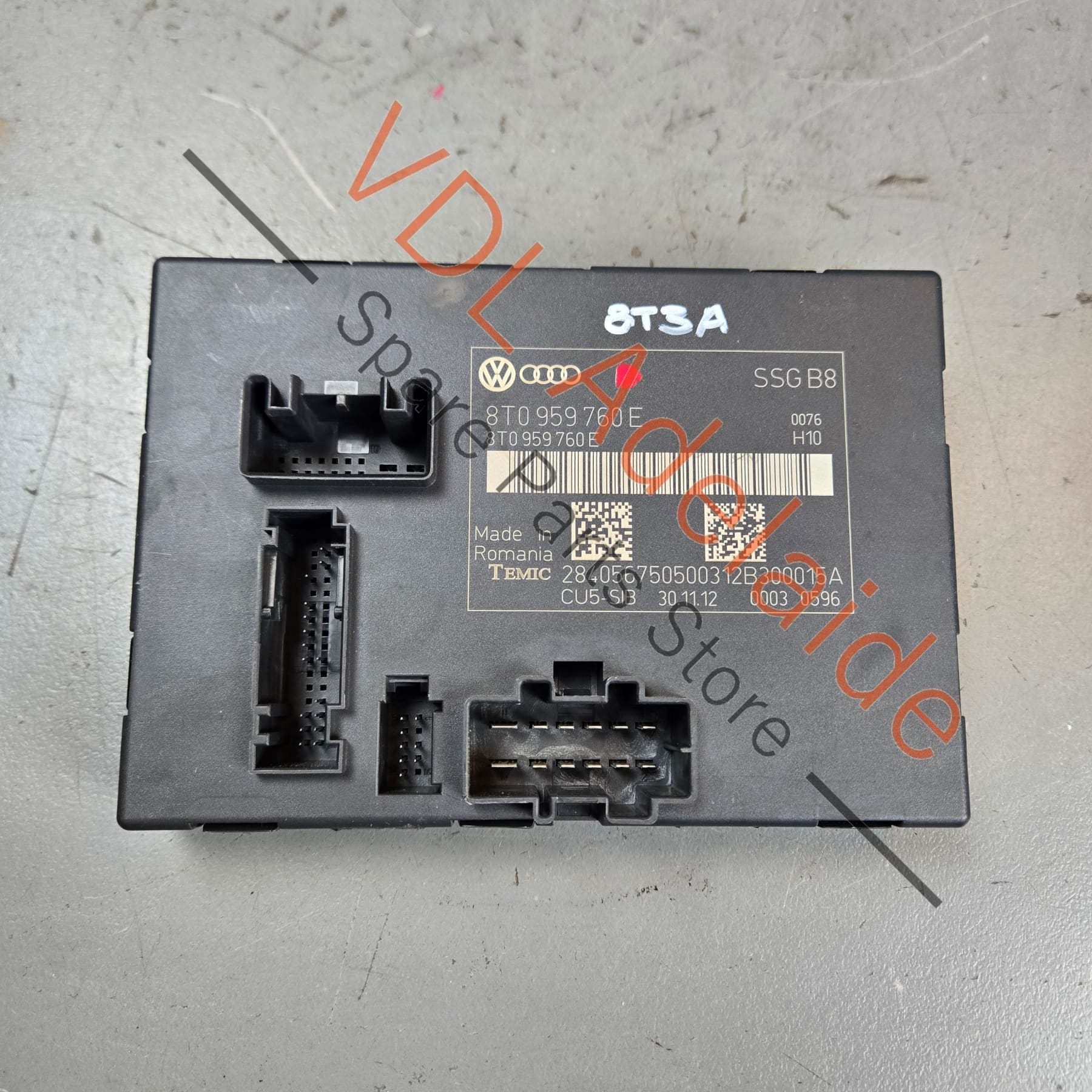 8T0959760E    Audi RS5 Power Seat Control Module 8T0959760E