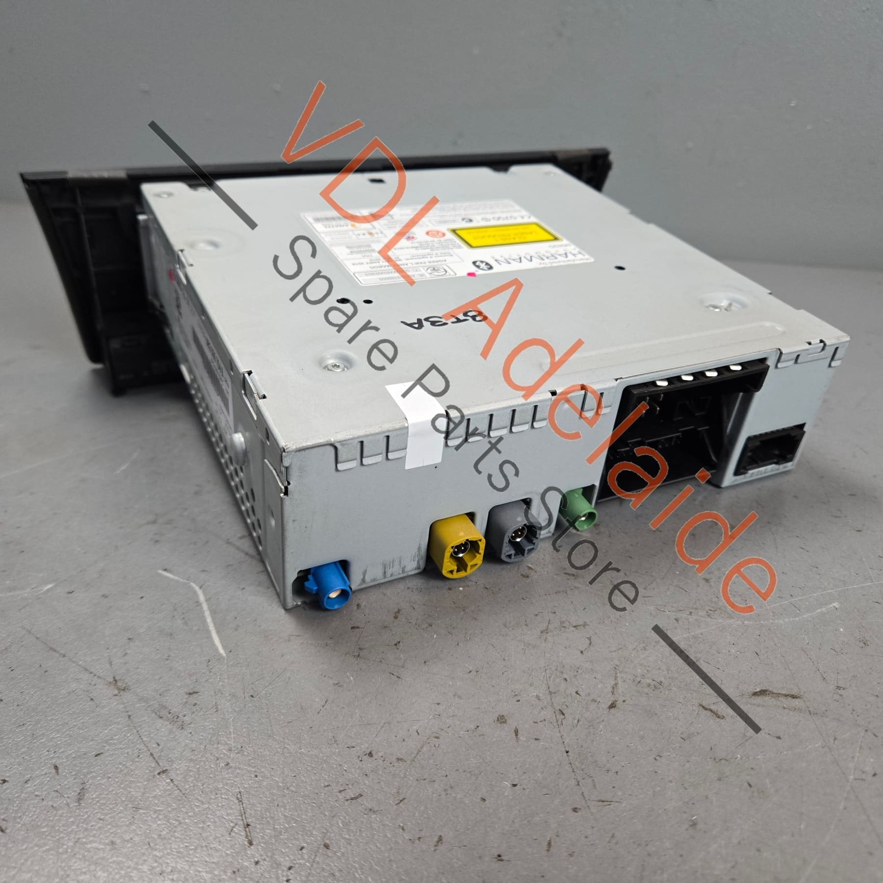 8R2035754B    Audi RS5 MMI3g Navigation Radio Unit Tuner Harman Becker 8R2035754B