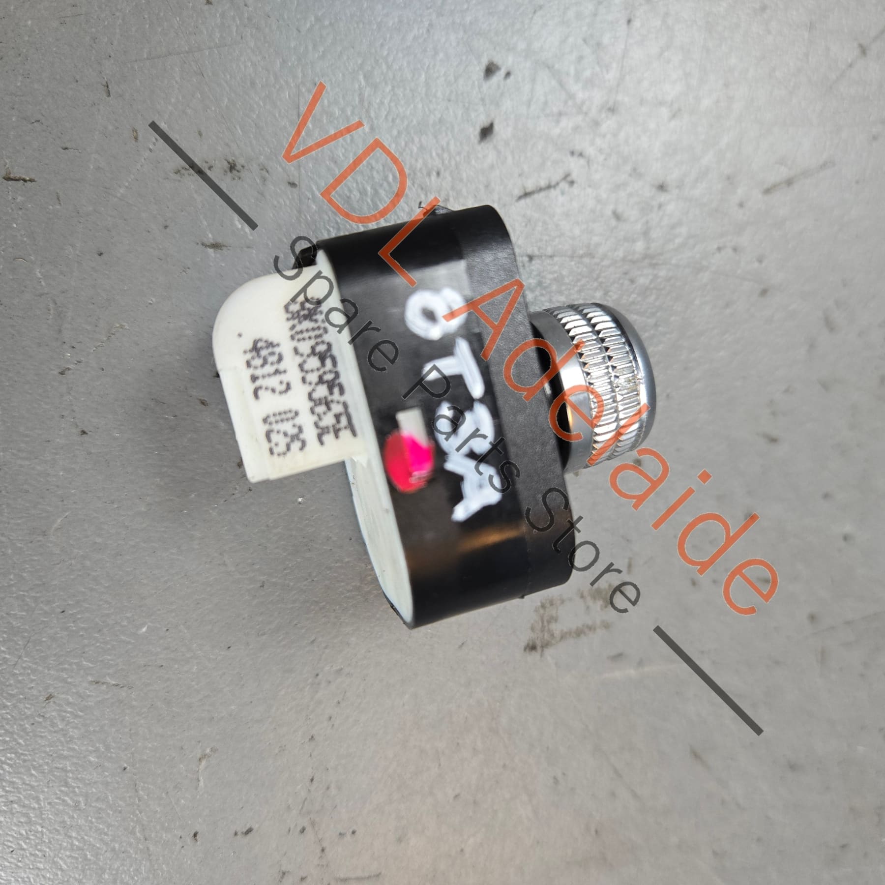 8K0959565E    Audi RS5 Power Folding Mirror Switch 8K0959565E