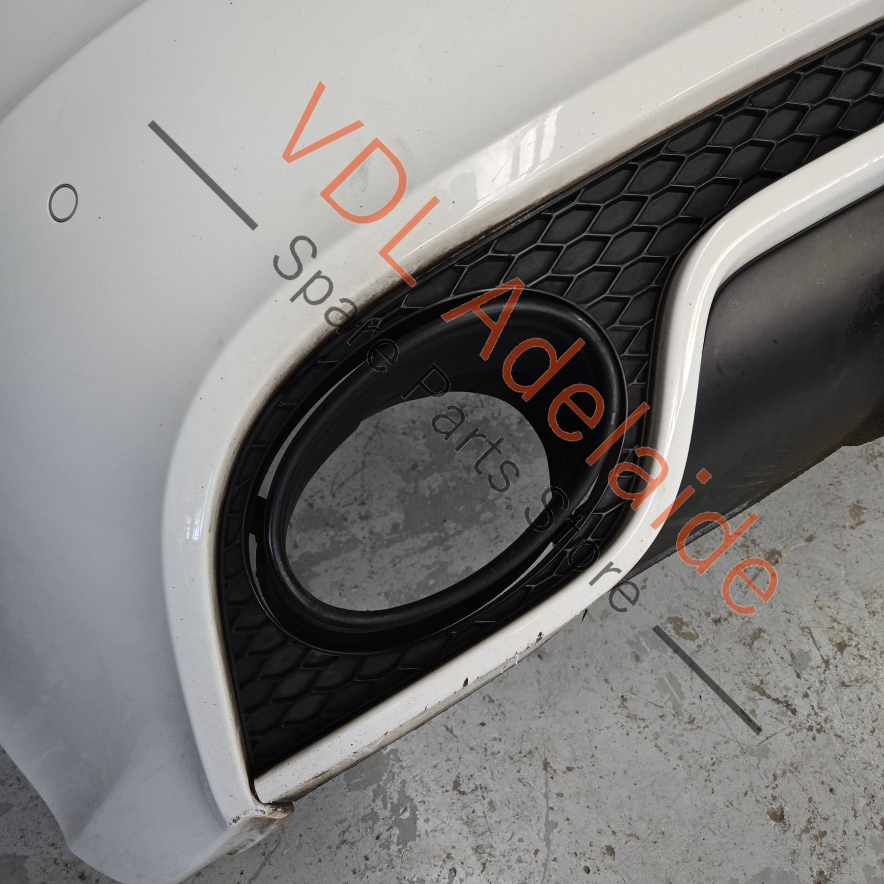 8T0807067E 8T0807521E   Audi RS5 Rear Bumper Cover & Diffuser Assembly 8T0807067E 8T0807521E