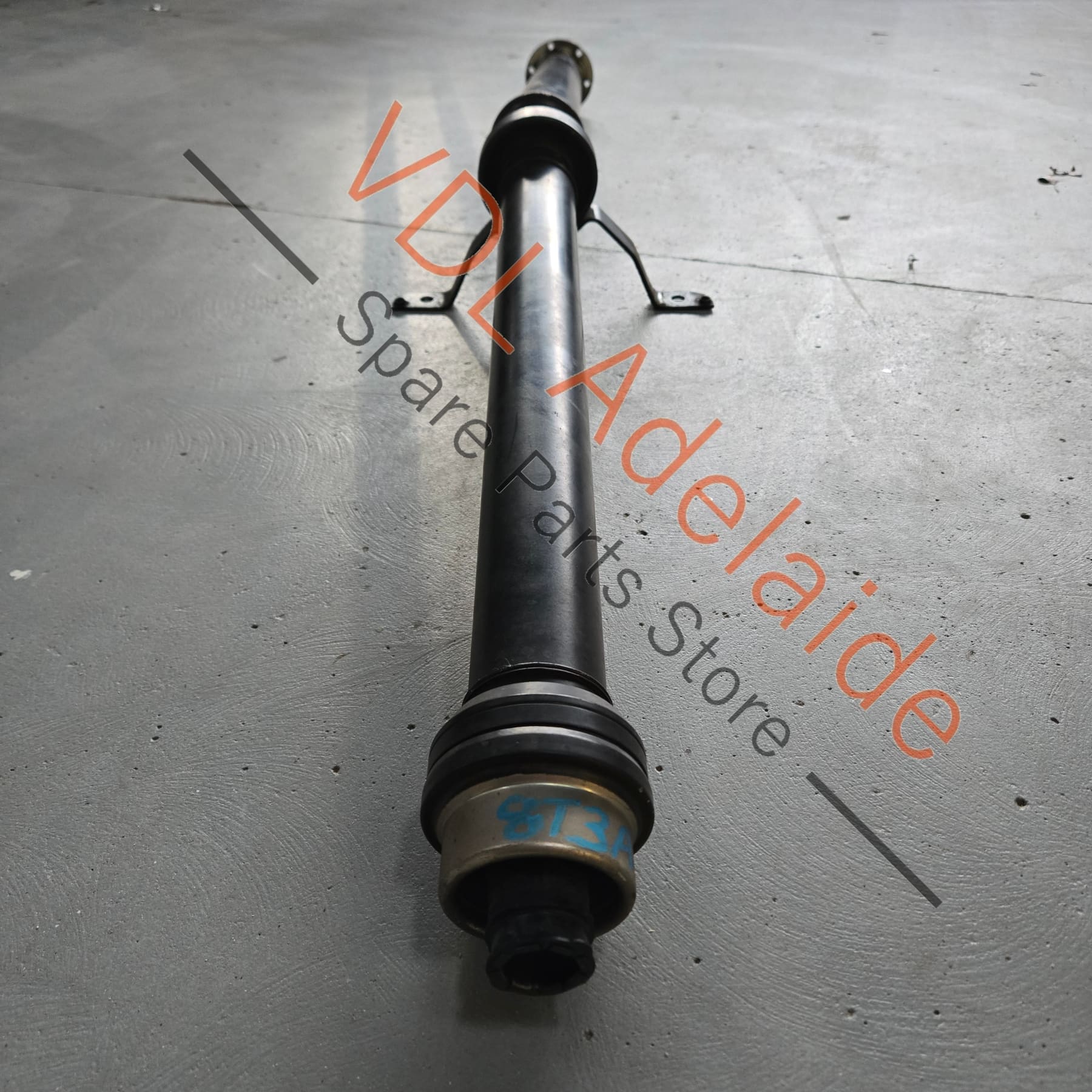 8T0521101R 8T0521101AC   Audi RS5 Cardan Propeller Tail Shaft 8T0521101R 8T0521101AC