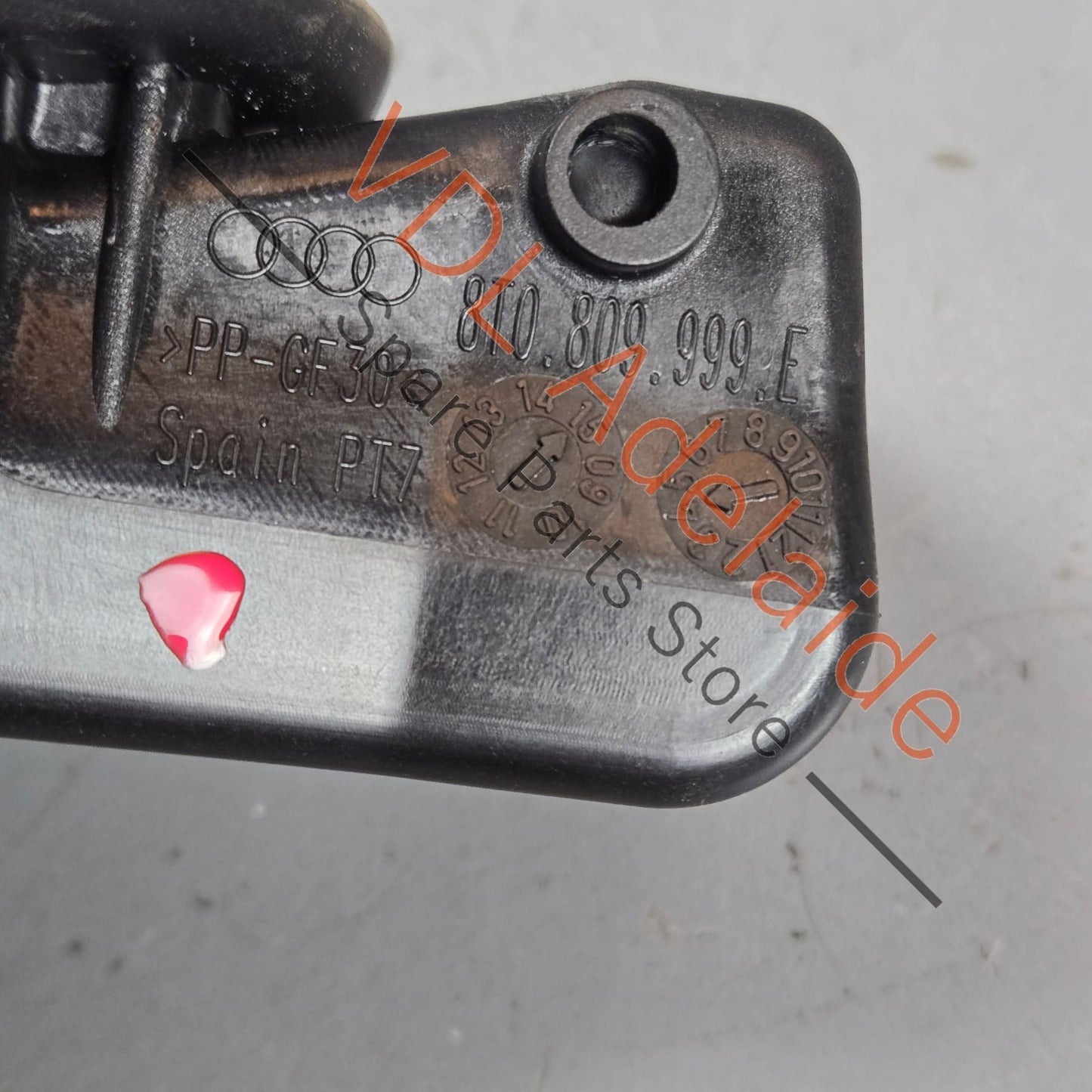 8T0809907C 8T0809999E   Audi RS5 Fuel Filler Cap Lid Door 8T0809907C 8T0809999E