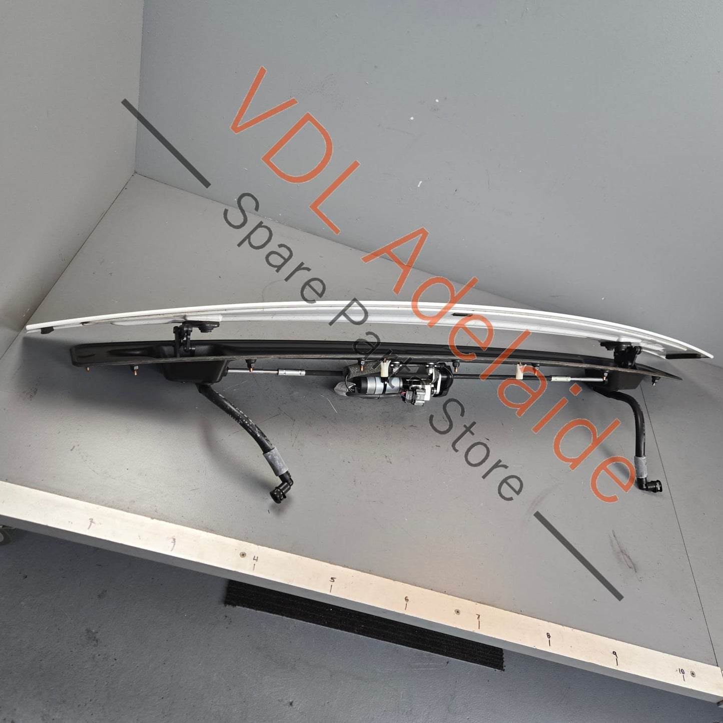 8T0827948B 8T0827934A   Audi RS5 Drive Unit for Rear Spoiler Active Automatic Rear Wing 8T0827948B 8T0827934A GRU