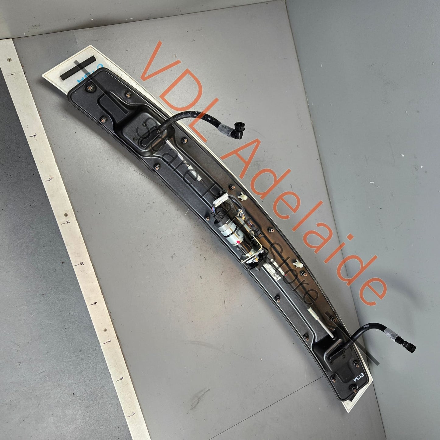 8T0827948B 8T0827934A   Audi RS5 Drive Unit for Rear Spoiler Active Automatic Rear Wing 8T0827948B 8T0827934A GRU