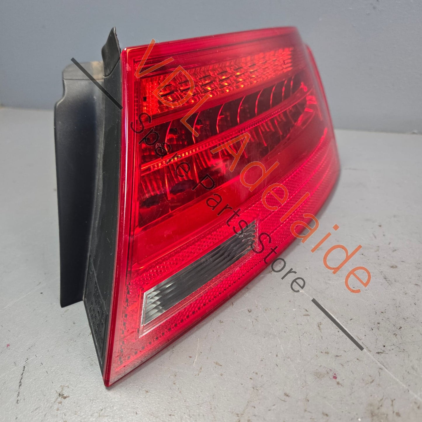 8T0945096H    Audi RS5 Right Side Rear LED Tail Light Outer 8T0945096H