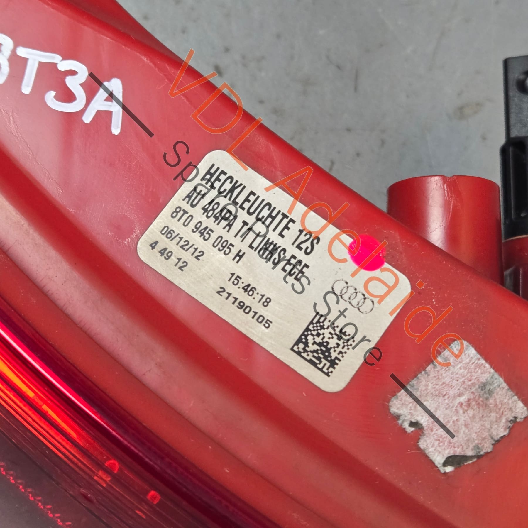 8T0945095H    Audi RS5 Left Side Rear LED Tail Light Outer 8T0945095H **Discounted item**