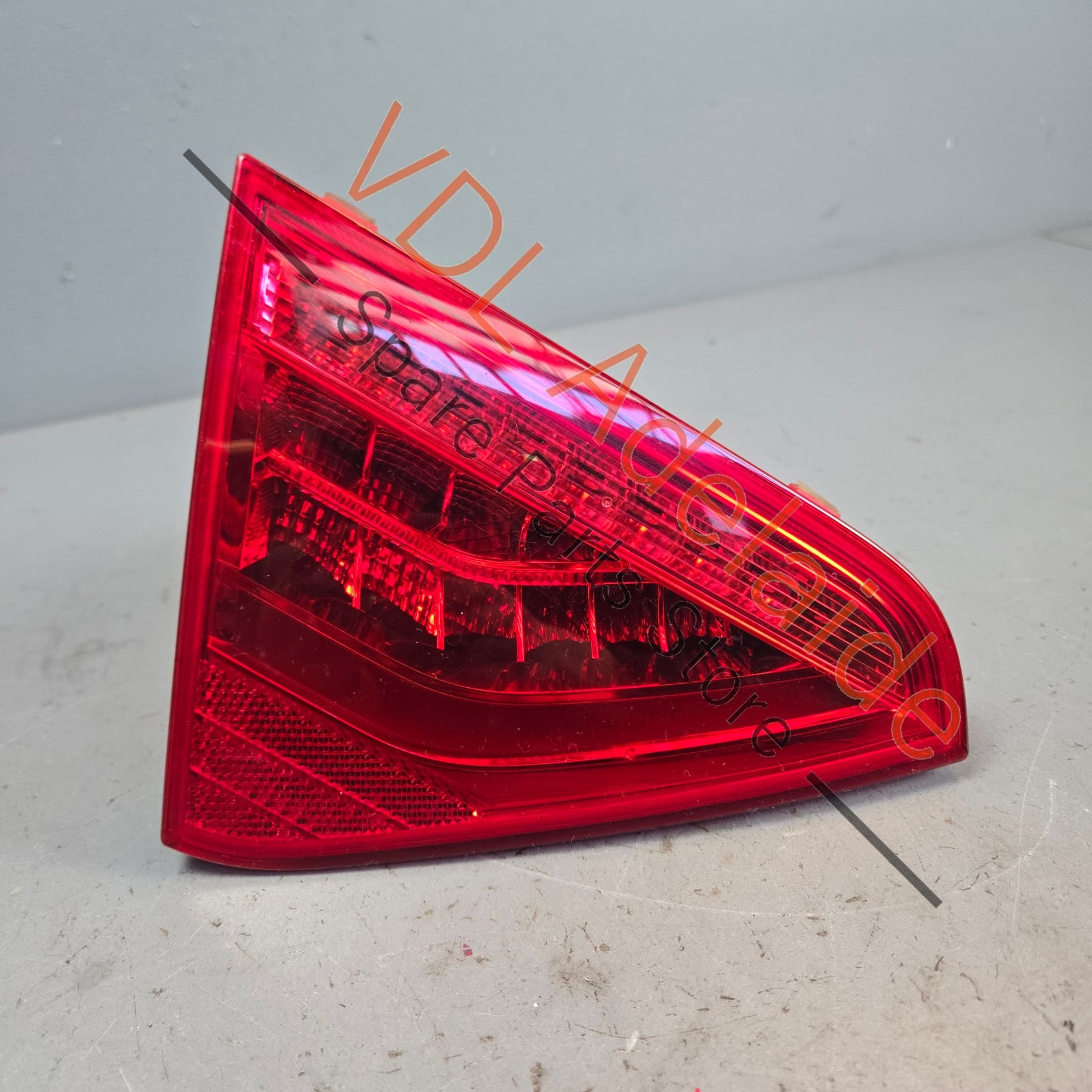 8T0945093C    Audi RS5 Left Side Inner Rear LED Tail Light 8T0945093C