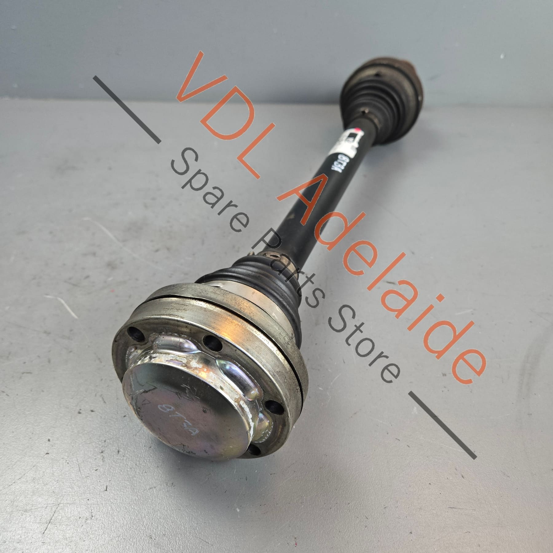 
8K0501202    Audi RS5 Rear Driveshaft Axle 8K0501202 Right