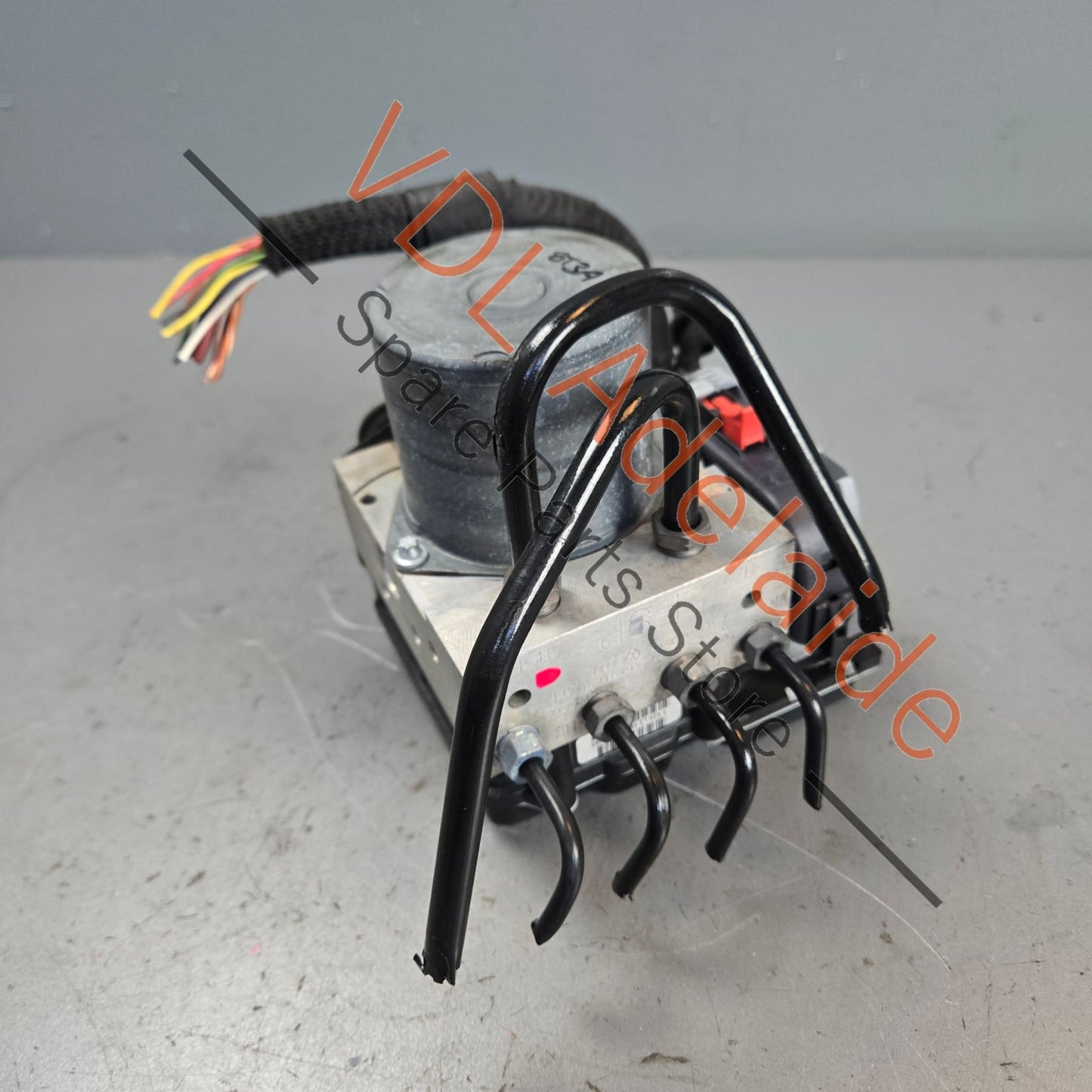 8T0614517J 8T0907379F 8T0614517H  Audi RS5 ABS Brake Pump Module 8T0614517J 8T0907379F 8T0614517H