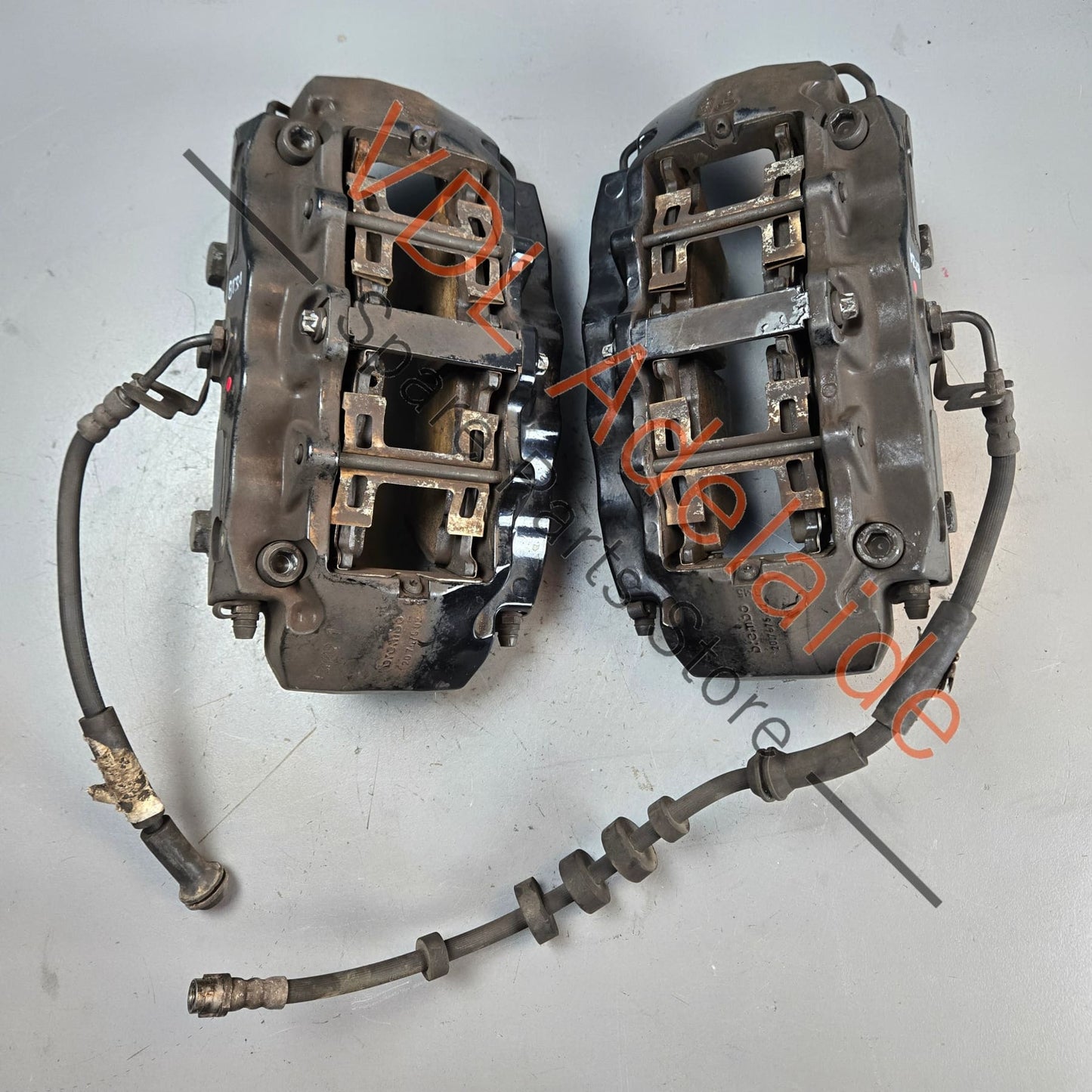 8T0615107 8T0615108   Audi R8 RS4 RS5 8 Piston Front Brake Caliper Pair for 365 x 34mm rotor 8T0615107 8T0615108
