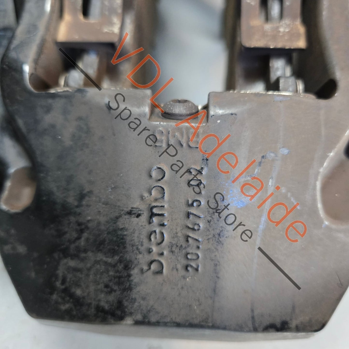 8T0615107 8T0615108   Audi R8 RS4 RS5 8 Piston Front Brake Caliper Pair for 365 x 34mm rotor 8T0615107 8T0615108
