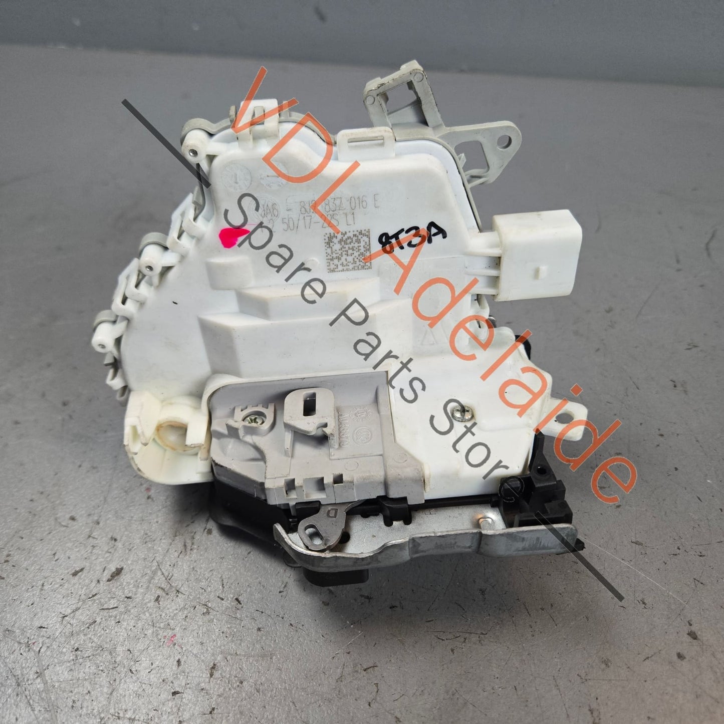 8J2837016E 8J2837016C   Audi A5 RS5 Right Side Door Lock Module 8J2837016E