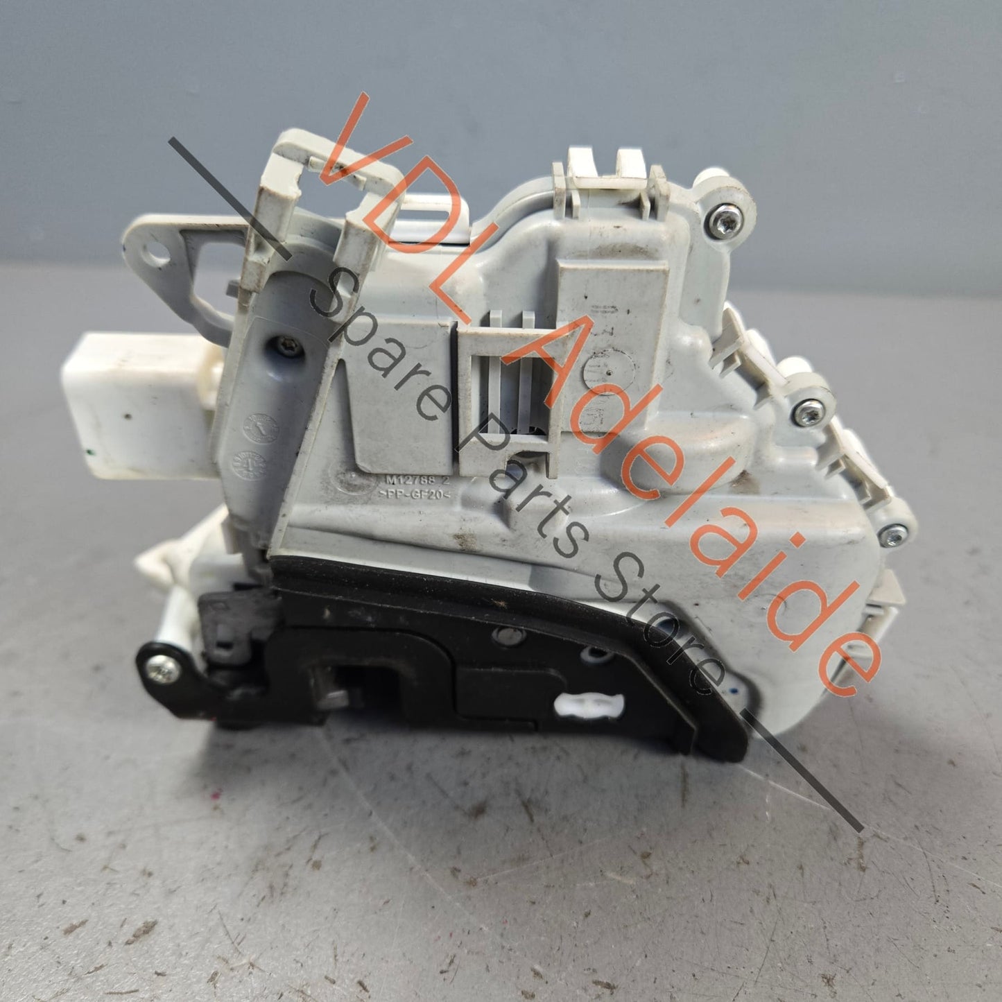 8J2837016E 8J2837016C   Audi A5 RS5 Right Side Door Lock Module 8J2837016E