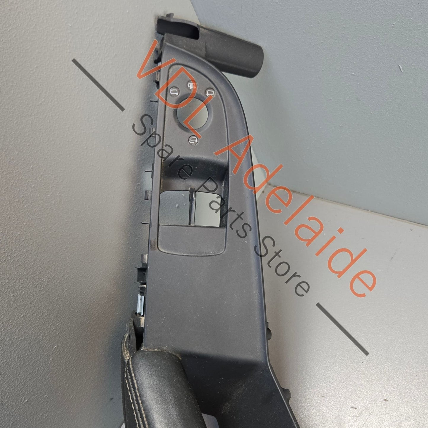 8T2867174AWJC 8T2867172A   Audi RS5 Right Side Arm Rest Trim Interior Door Handle Grip Leather 8T2867172A 8T2867174A WJC