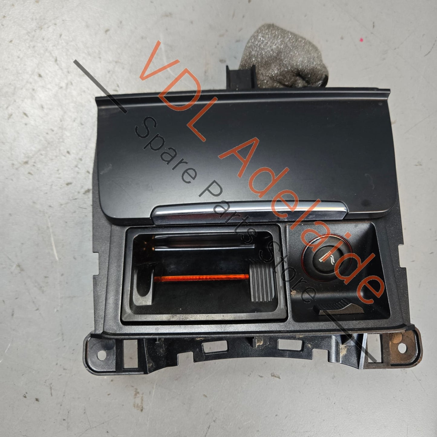 8K0857951CV10    Audi RS5 Centre Console Ashtray Compartment 8K0857951C V10