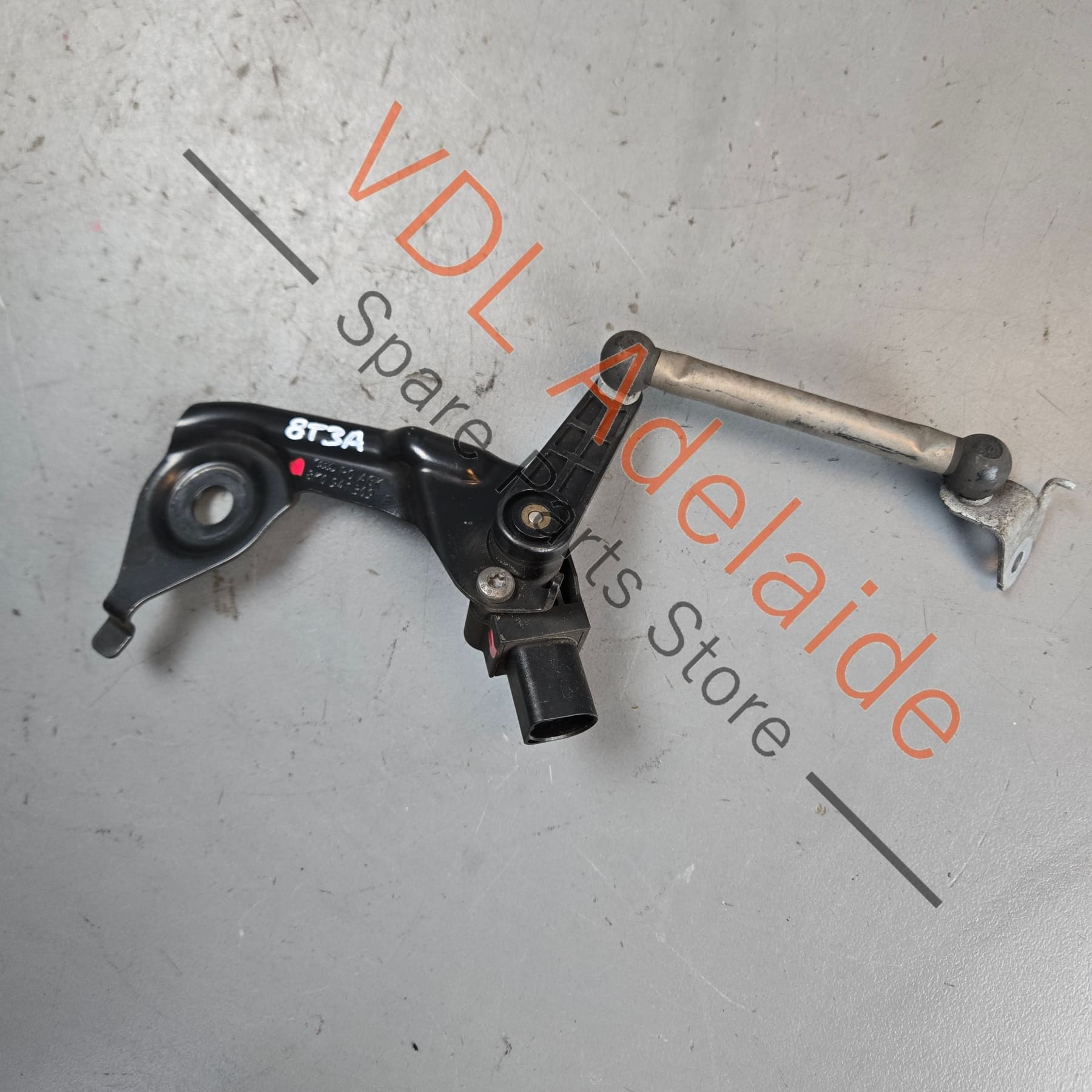 8K0941309F    Audi RS5 Rear Suspension Level Sensor 8K0941309F