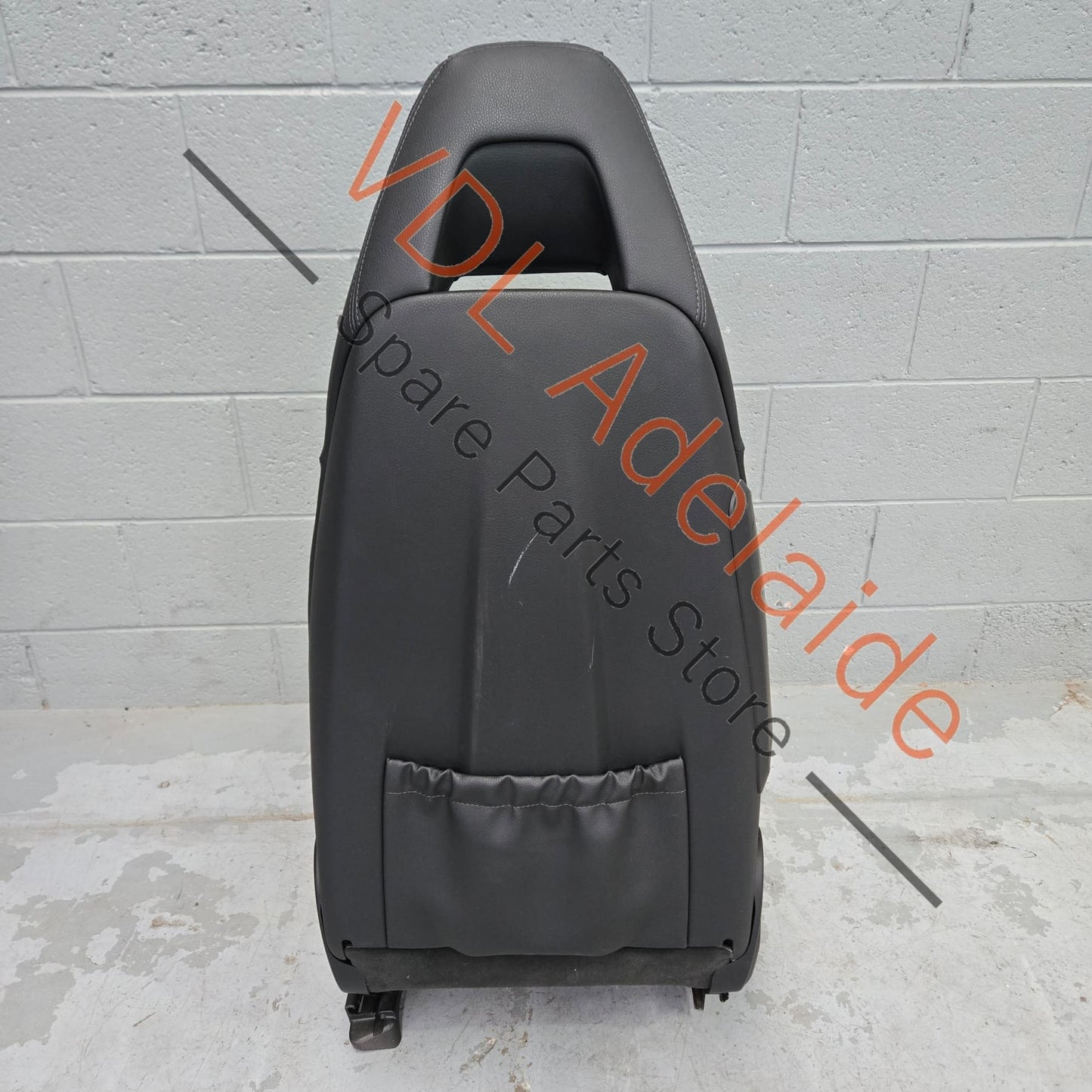97052114109DAA    Porsche Panamera 970 Black Leather Front Right Drivers Seat