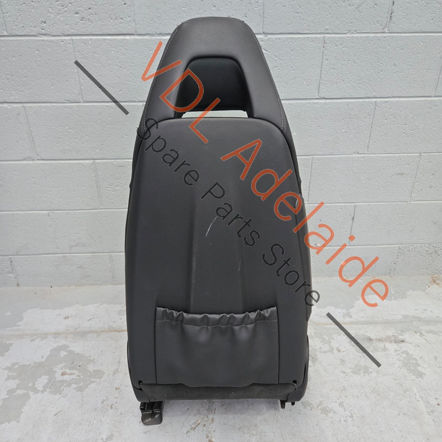 97052114109DAA    Porsche Panamera 970 Black Leather Front Right Drivers Seat