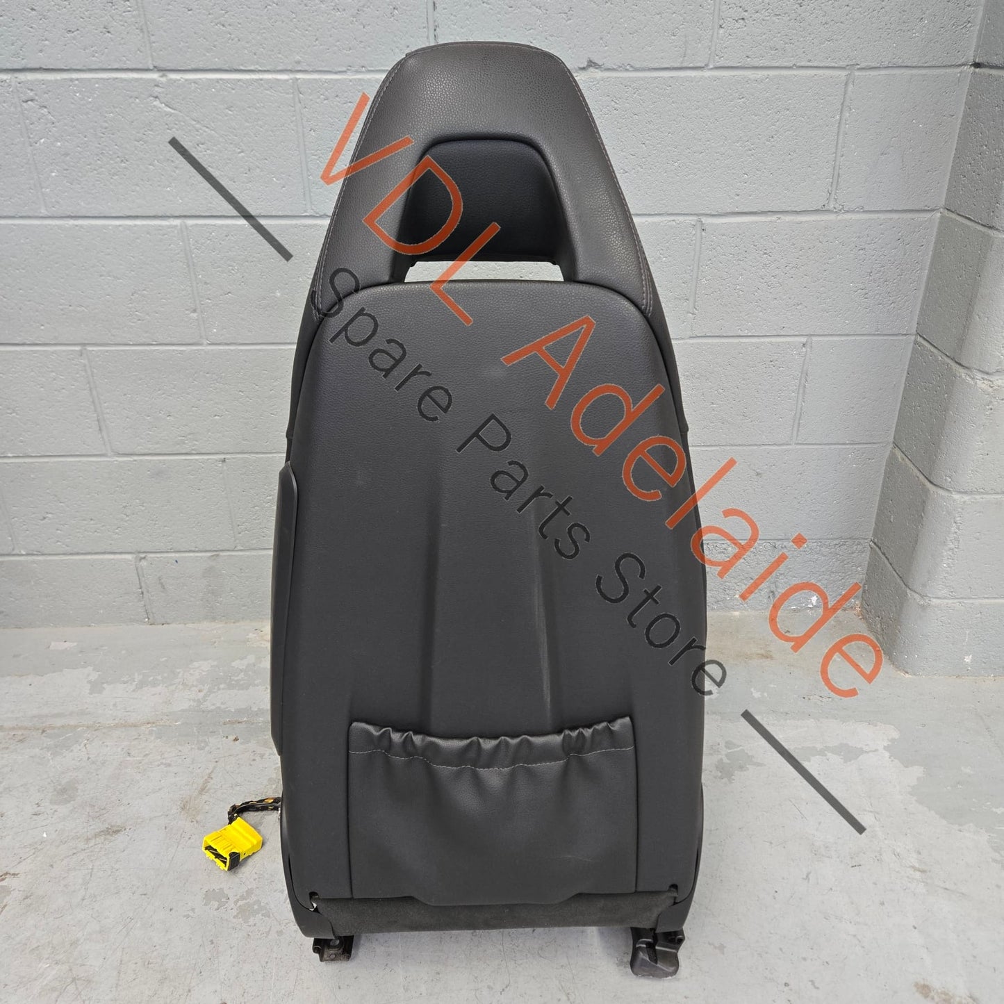 97052114109DAA    Porsche Panamera 970 Black Leather Front Left Passengers Seat