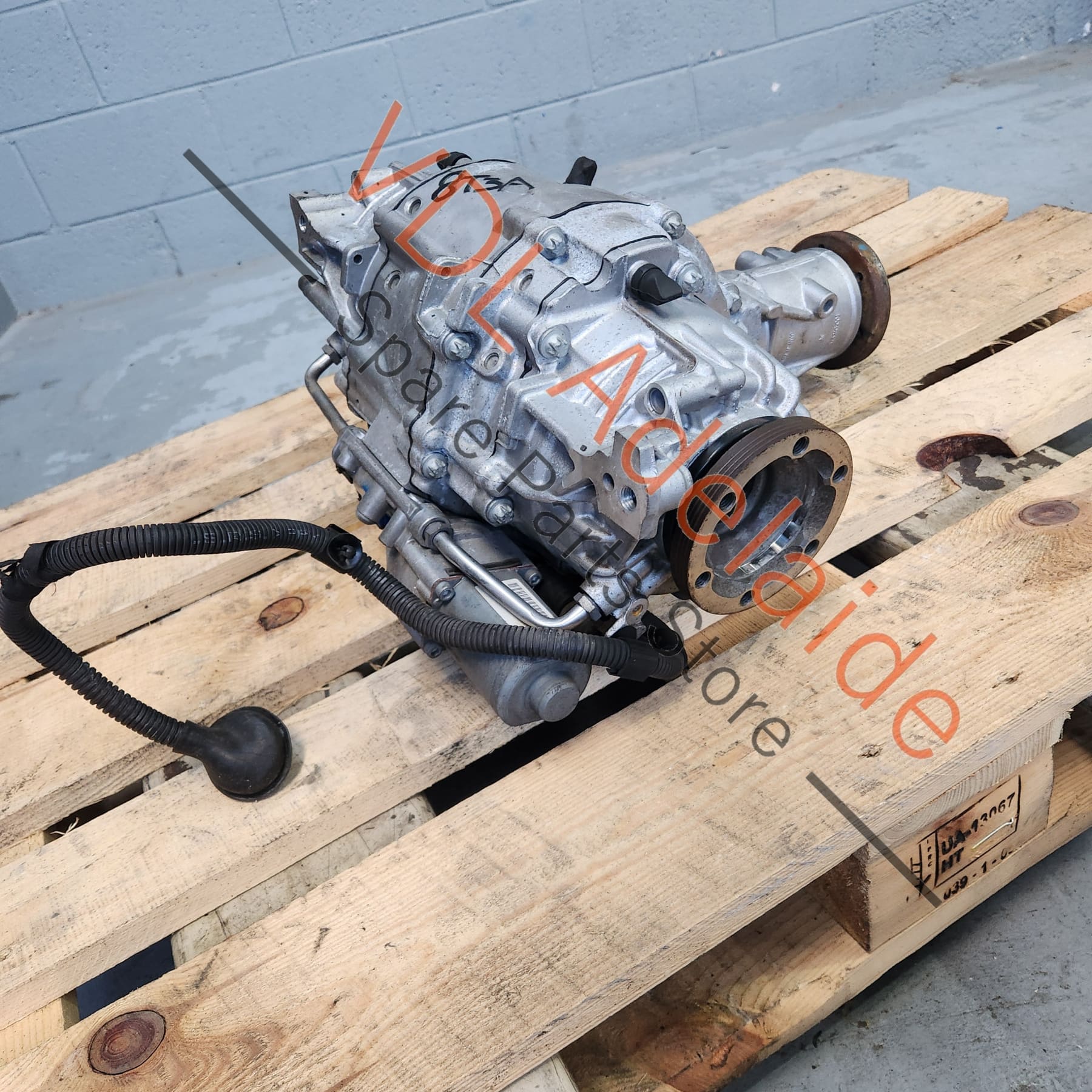 0BF500044    Audi RS5 Rear Differential Diff 0BF500044 MKW 35:8 Torque Vectoring