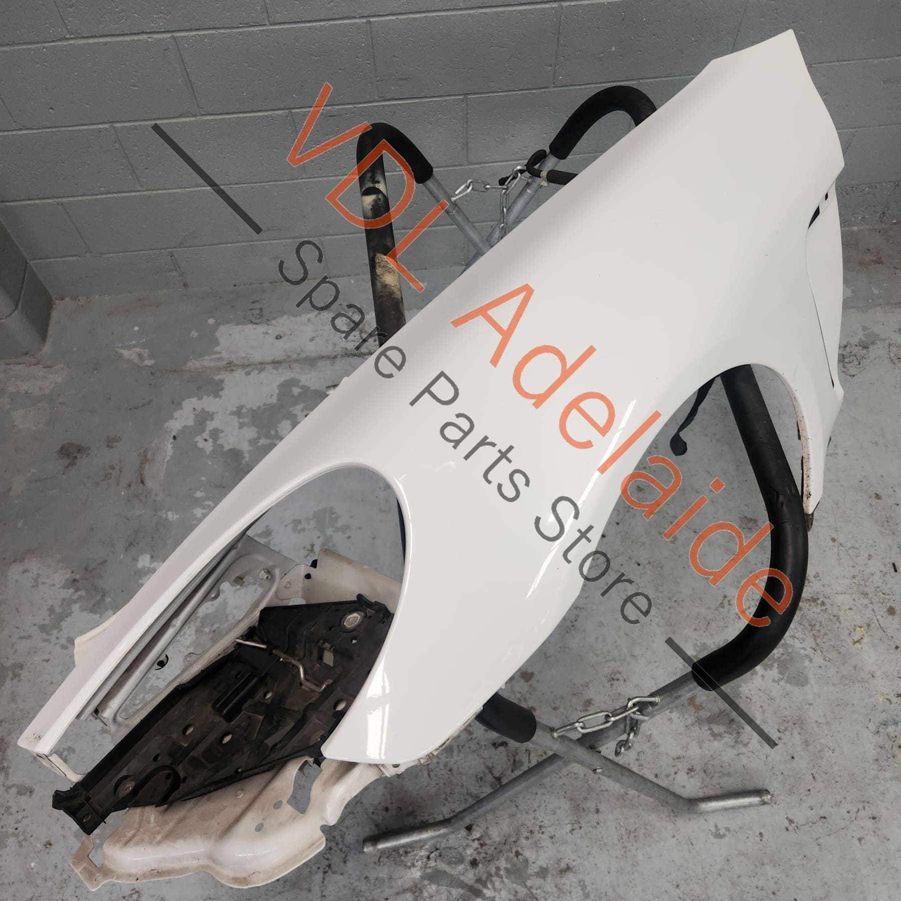 97050303104GRV 97050303104   Porsche Panamera 970 Front Left Fender Wing Panel 97050303104GRV 97050303104 Carrara White B9A / B4