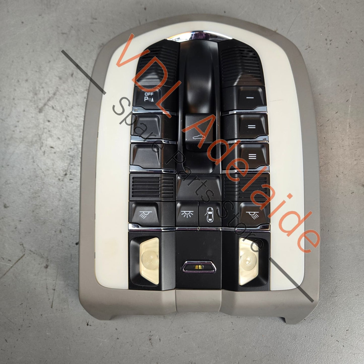 7PP868404R 7PP868404RS   Porsche Panamera 970 Overhead Roof Switch Dome Light 7PP868404RS 7PP868404R