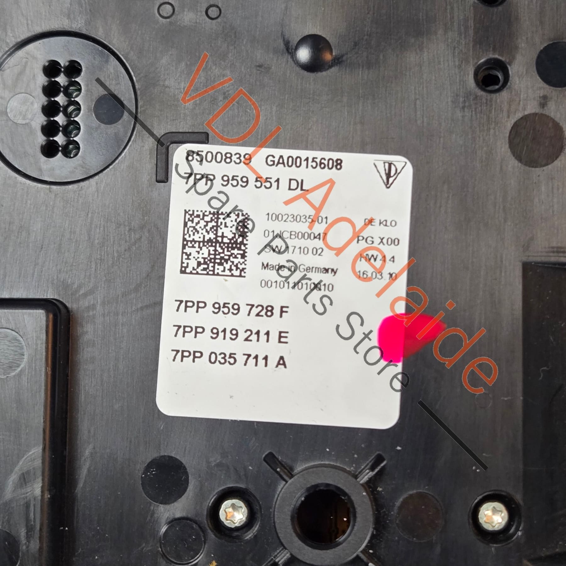 7PP868404R 7PP868404RS   Porsche Panamera 970 Overhead Roof Switch Dome Light 7PP868404RS 7PP868404R