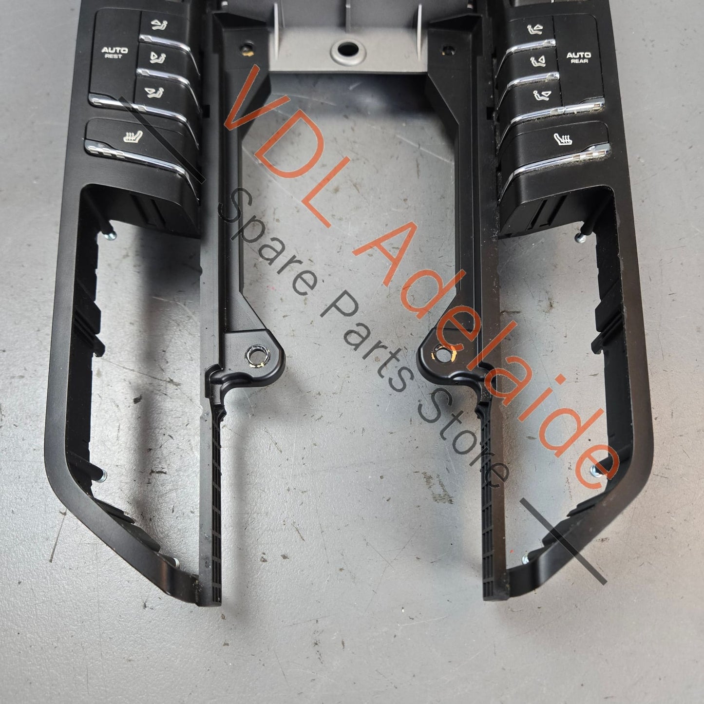 97065330335DMO    Porsche Panamera 970 Air Conditioning Control Panel Switch 97065330335 DMO