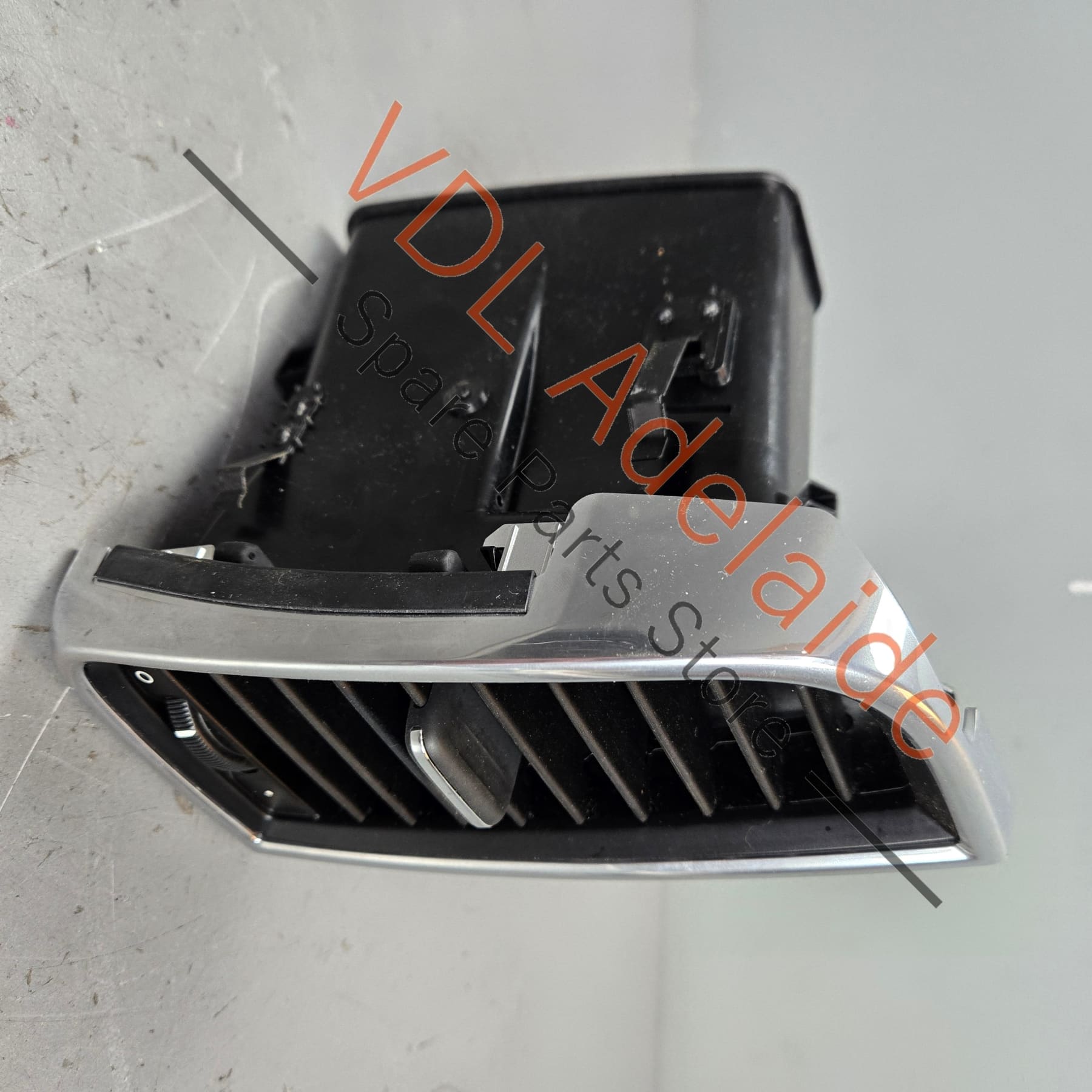 97055214202 97055214204DAP   Porsche Panamera 970 Centre Right Dashboard Air Vent 97055214204 DAP