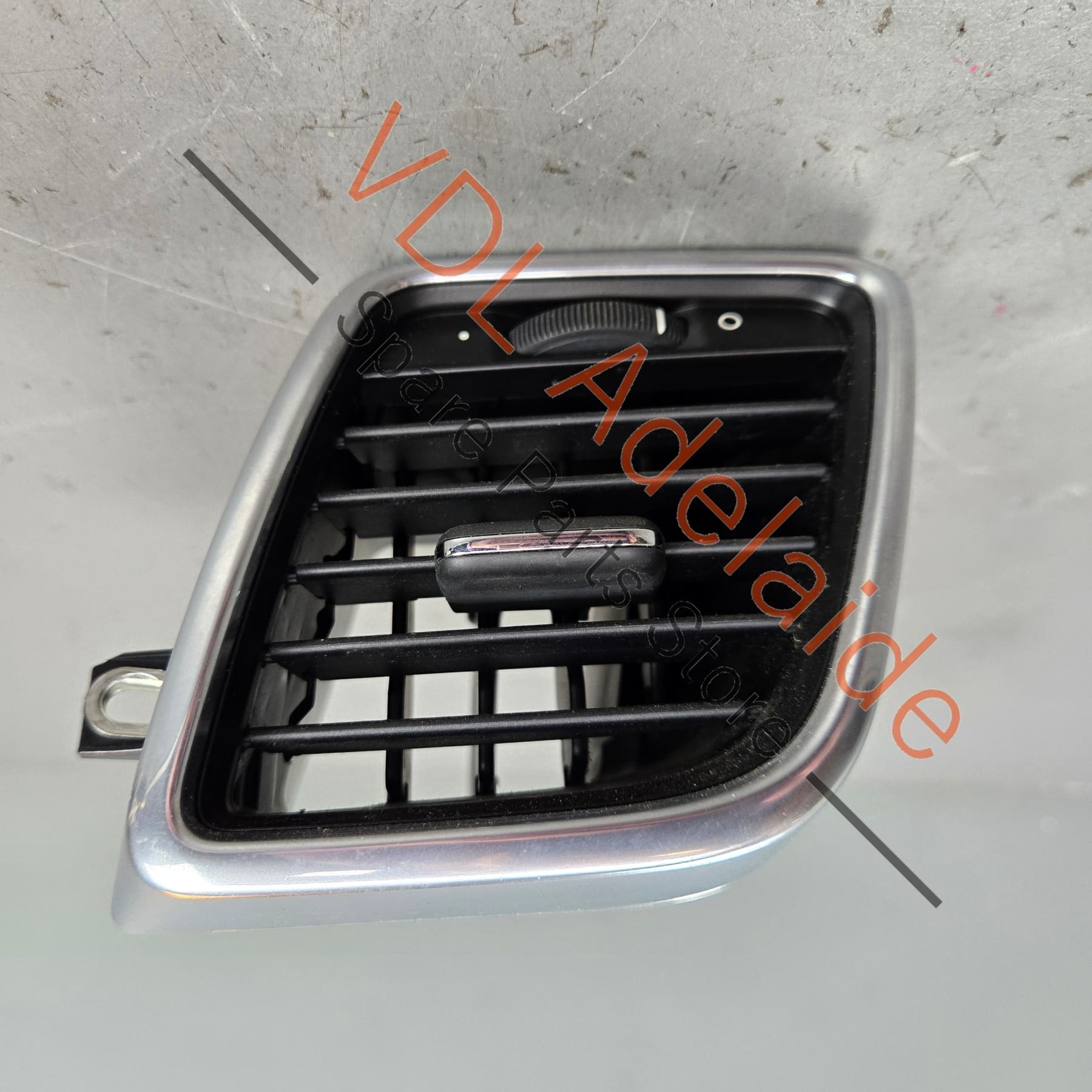 97055213202DAP    Porsche Panamera 970 Right Side Dashboard Air Vent 97055213202 DAP