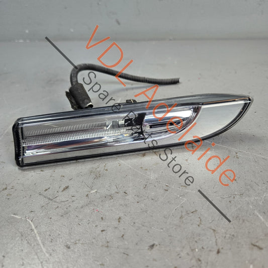 97063103301 97063103302   Porsche Panamera 970 Turn Signal Blinker Flasher Left Side 97063103302