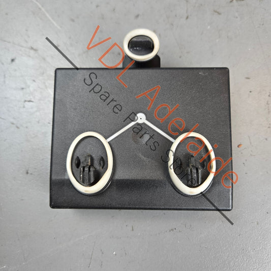 7PP959795H 7PP959795J   Porsche Panamera Rear Door Control Module 7PP959795H 7PP959795J