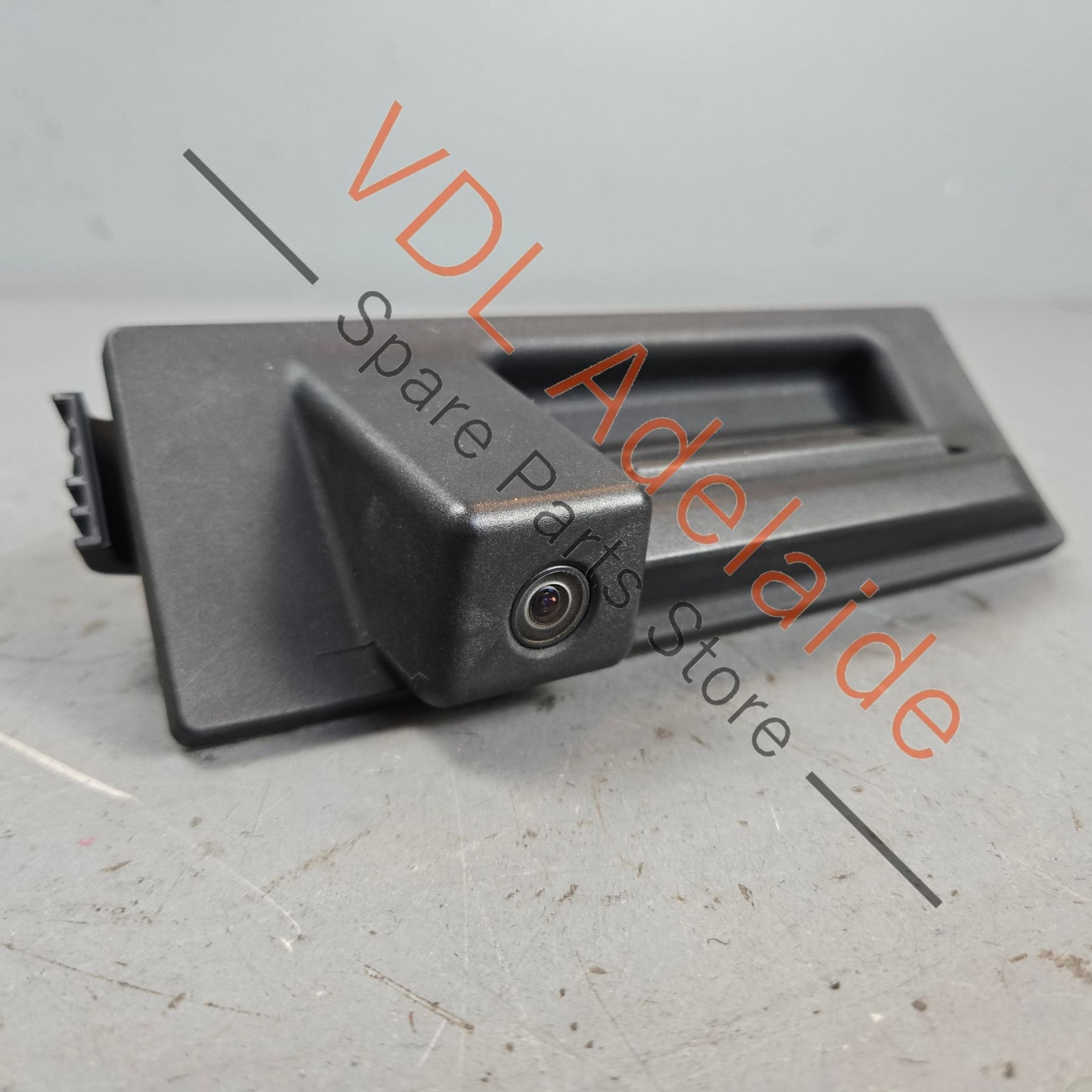 97061342301 970613425021   Porsche Panamera Rear Reverse Camera Trunk Button 97061342301 97061342502 1E0